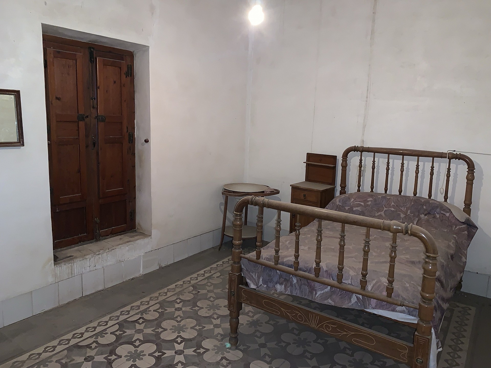 Resale - 7 Bedroom 1 Bathroom Townhouse in Agost -  - Alicante