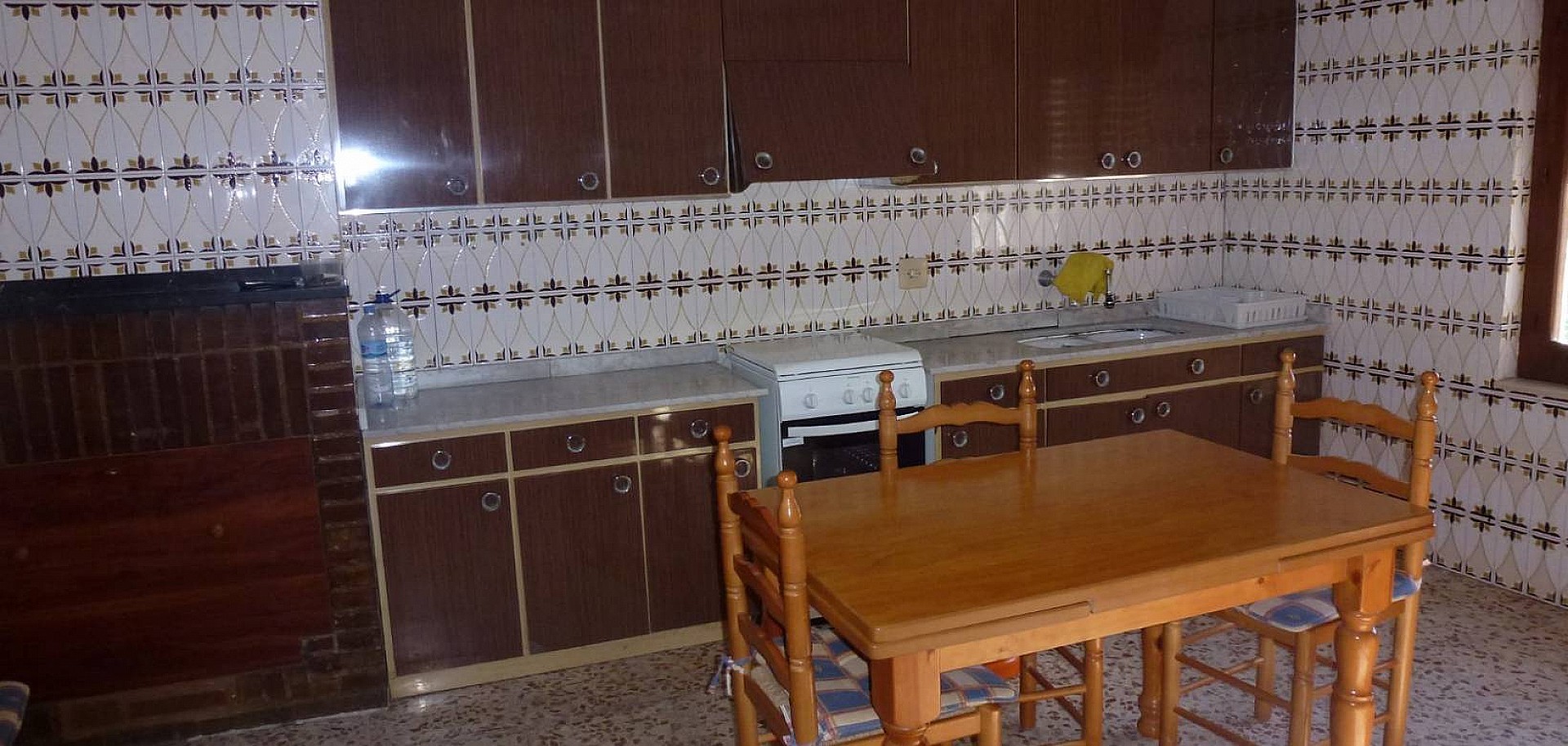 Resale - 3 Bedroom 1 Bathroom Cave House in Canalosa -  - Alicante