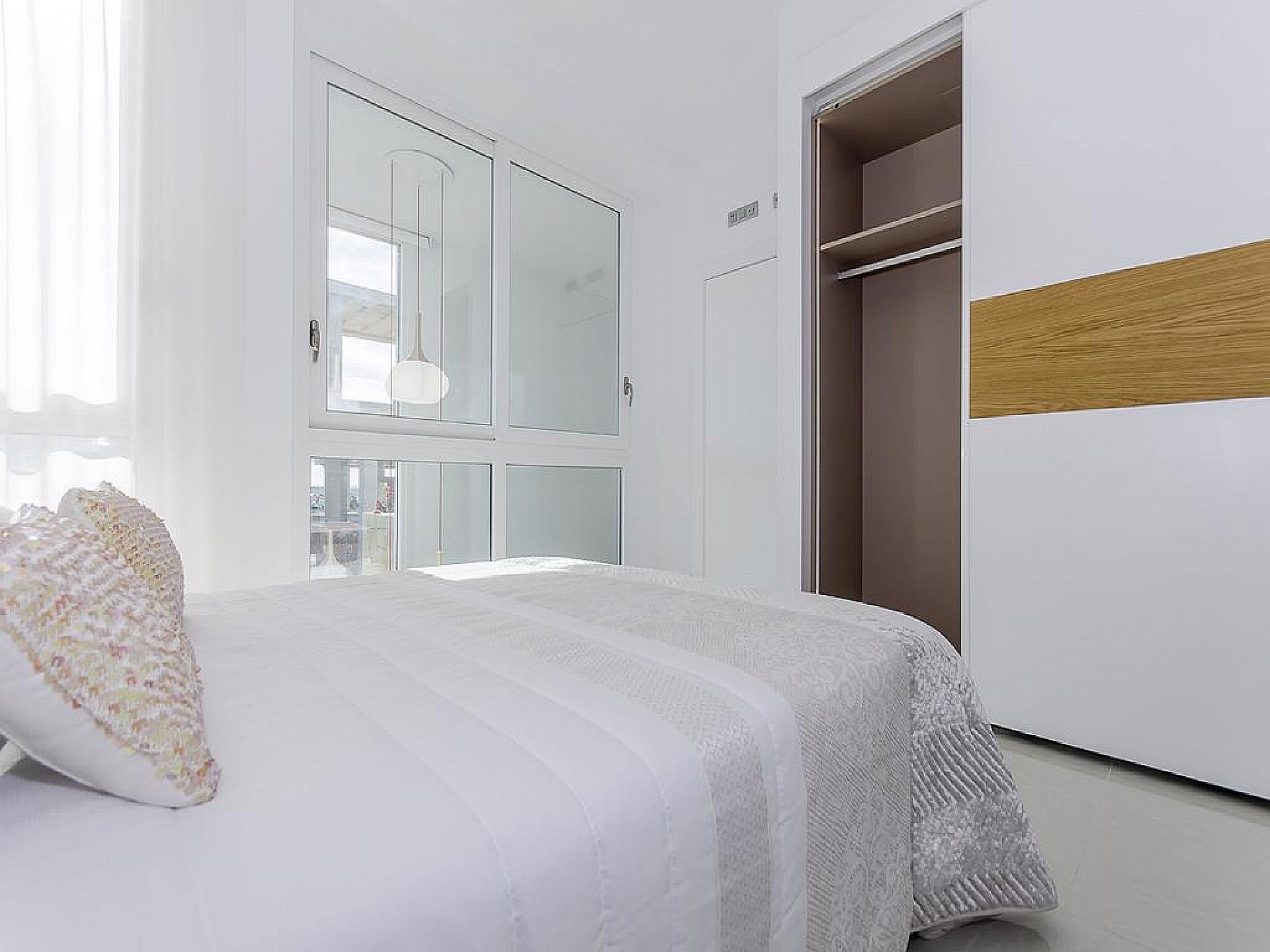 Resale - 3 Bedroom 3 Bathroom Villa in Los Montesinos -  - Alicante