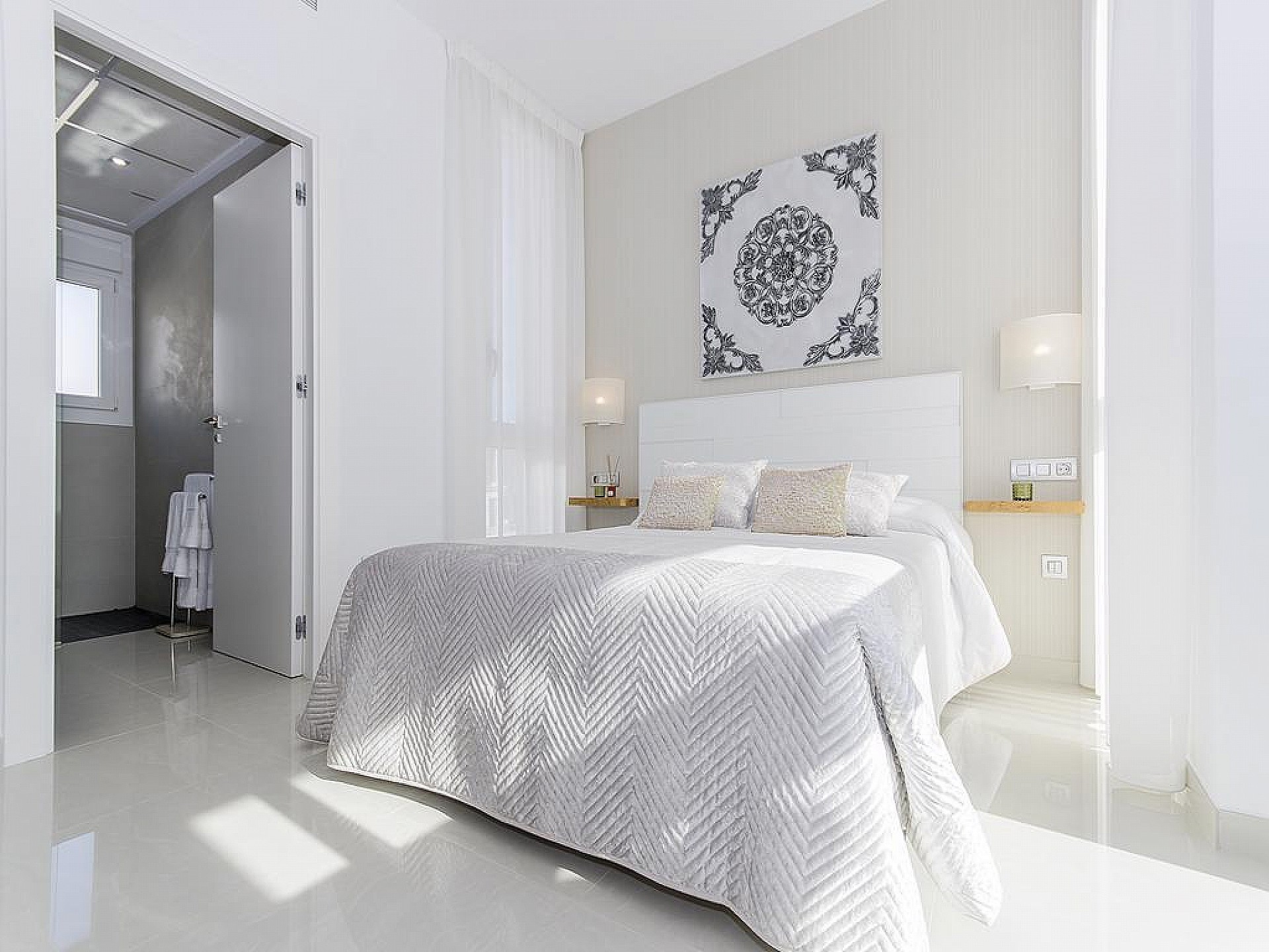 Resale - 3 Bedroom 3 Bathroom Villa in Los Montesinos -  - Alicante