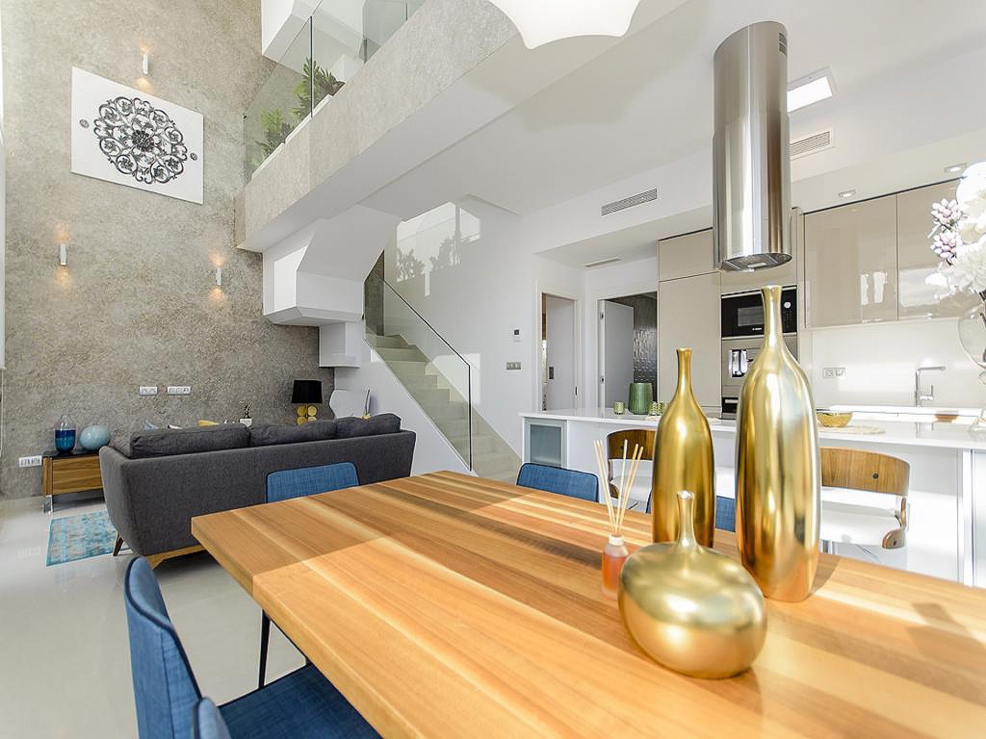 Resale - 3 Bedroom 3 Bathroom Villa in Los Montesinos -  - Alicante