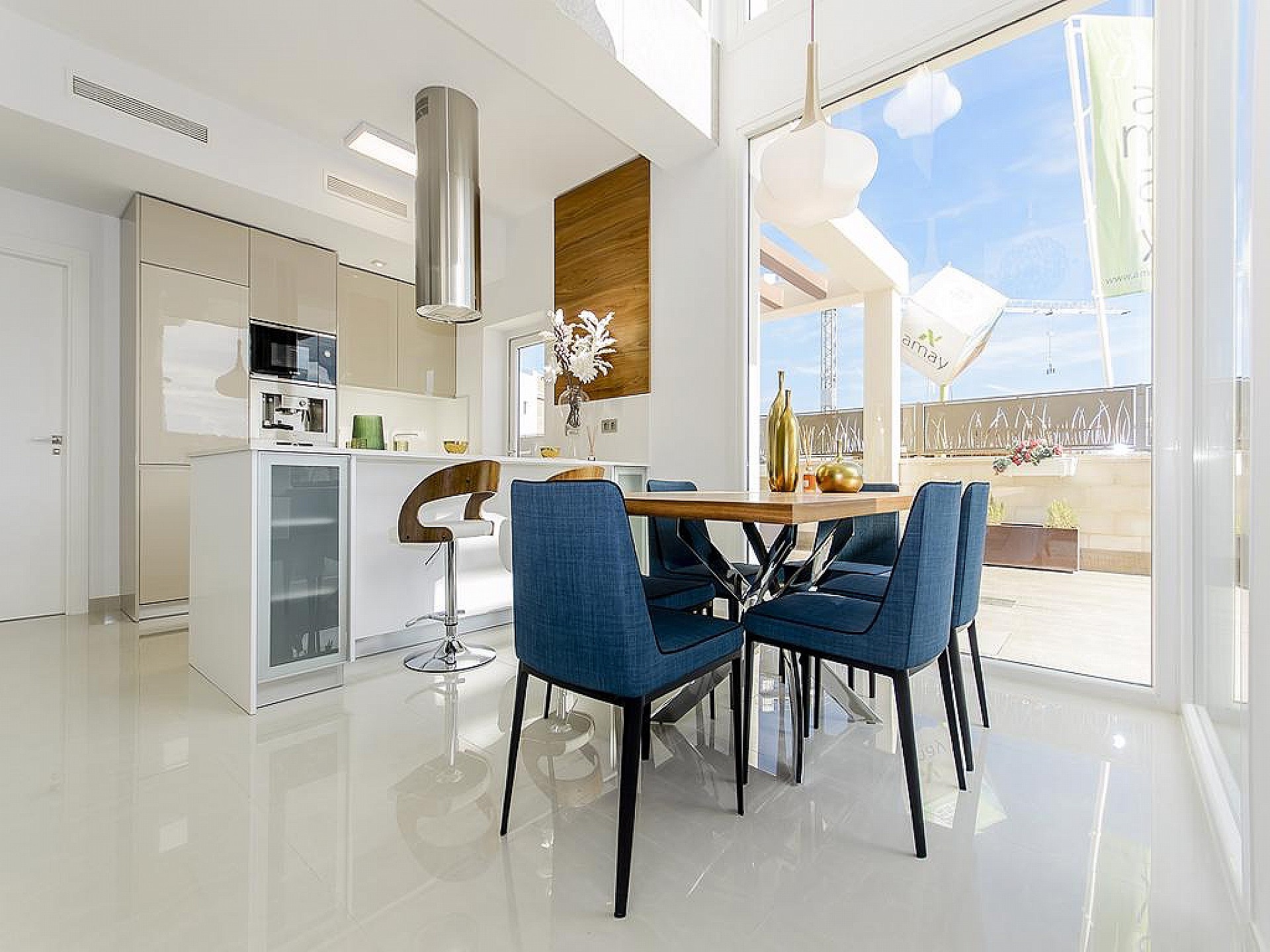 Resale - 3 Bedroom 3 Bathroom Villa in Los Montesinos -  - Alicante