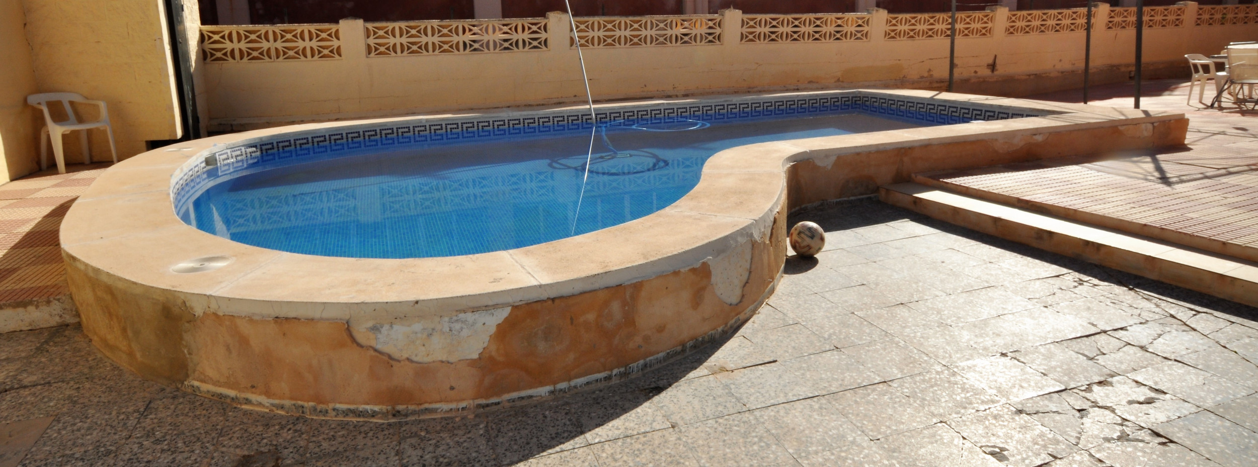 Resale - 4 Bedroom 3 Bathroom Townhouse in Monóvar -  - Alicante