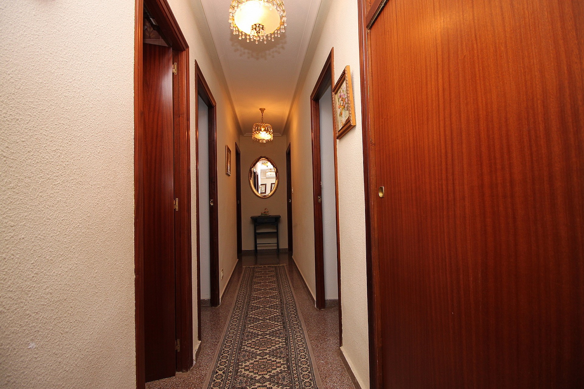 Resale - 4 Bedroom 3 Bathroom Townhouse in Monóvar -  - Alicante