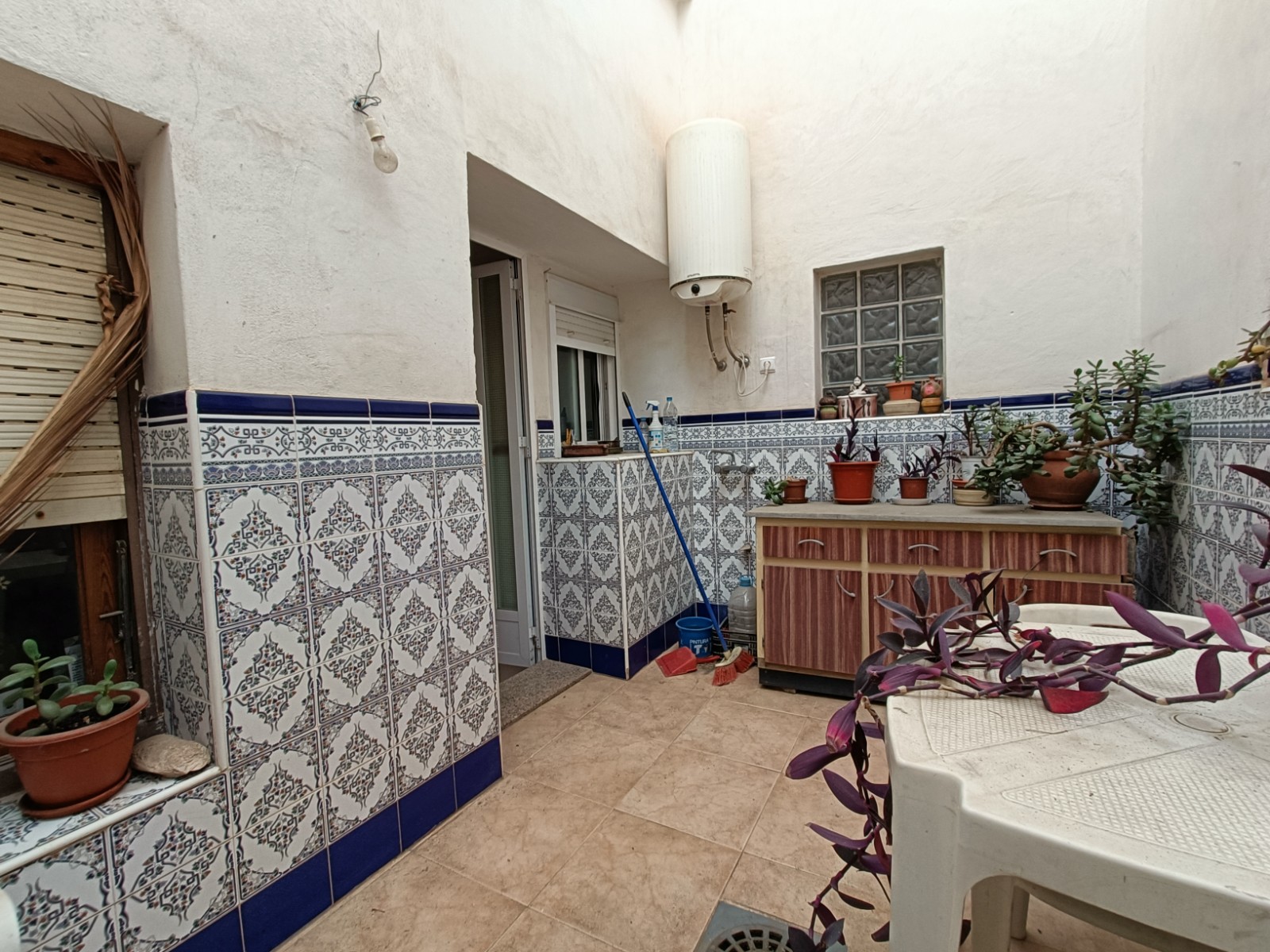 Resale - 2 Bedroom 1 Bathroom Townhouse in La Murada -  - Alicante