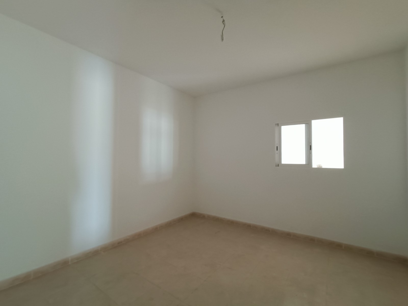 Resale - 7 Bedroom 3 Bathroom Townhouse in La Murada -  - Alicante