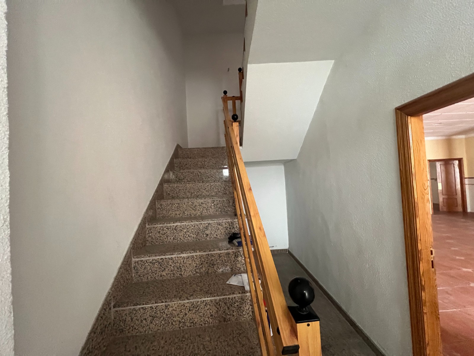 Resale - 7 Bedroom 3 Bathroom Townhouse in La Murada -  - Alicante