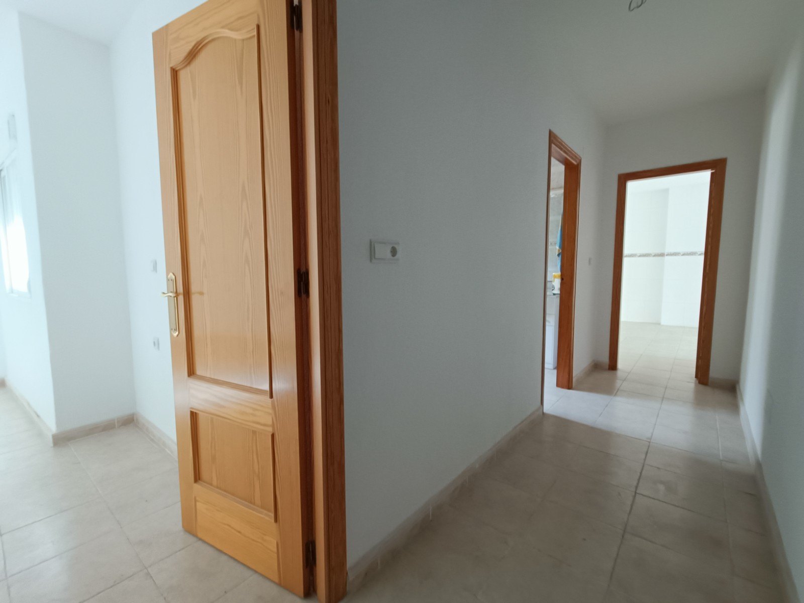 Resale - 7 Bedroom 3 Bathroom Townhouse in La Murada -  - Alicante