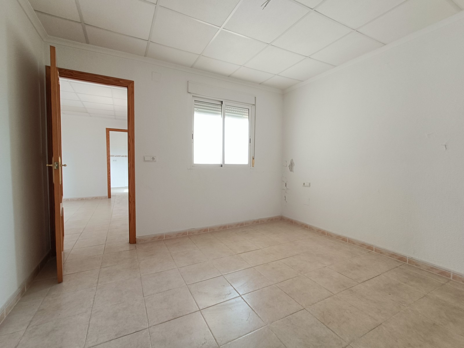 Resale - 7 Bedroom 3 Bathroom Townhouse in La Murada -  - Alicante