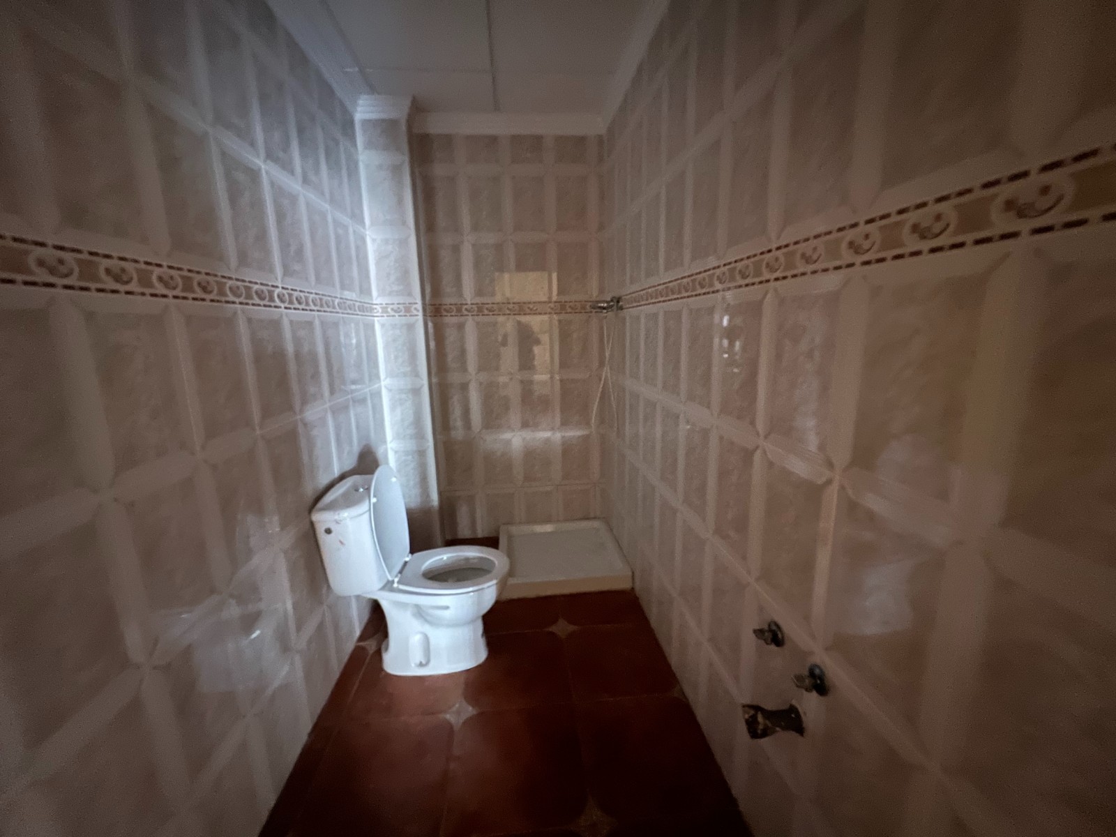 Resale - 7 Bedroom 3 Bathroom Townhouse in La Murada -  - Alicante