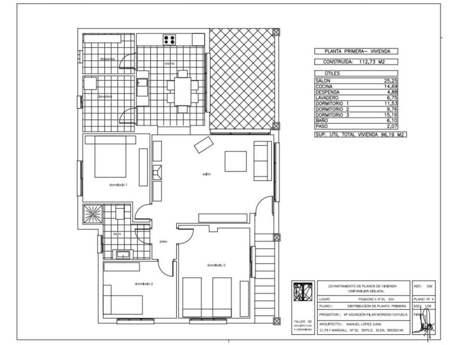 Resale - 3 Bedroom 2 Bathroom Villa in Sax -  - Alicante