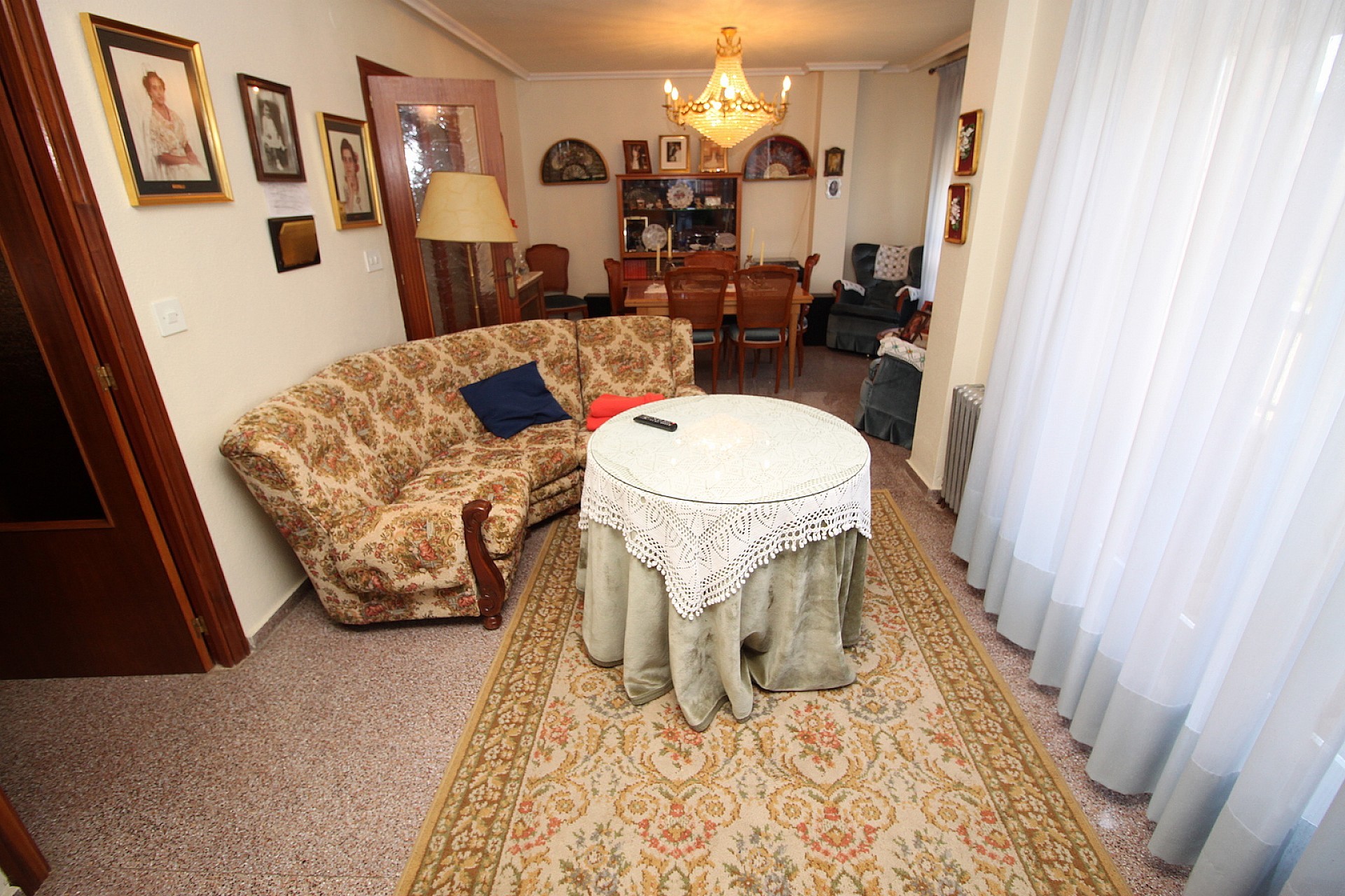 Resale - 4 Bedroom 3 Bathroom Townhouse in Monóvar -  - Alicante