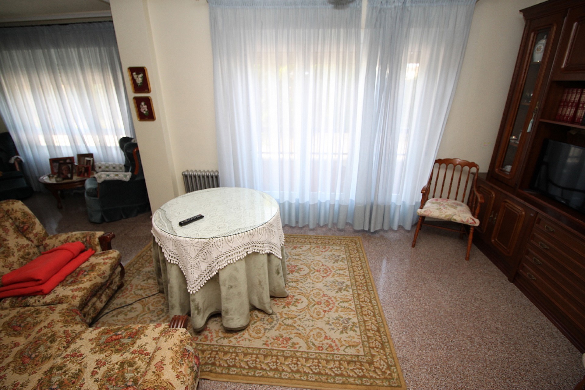 Resale - 4 Bedroom 3 Bathroom Townhouse in Monóvar -  - Alicante
