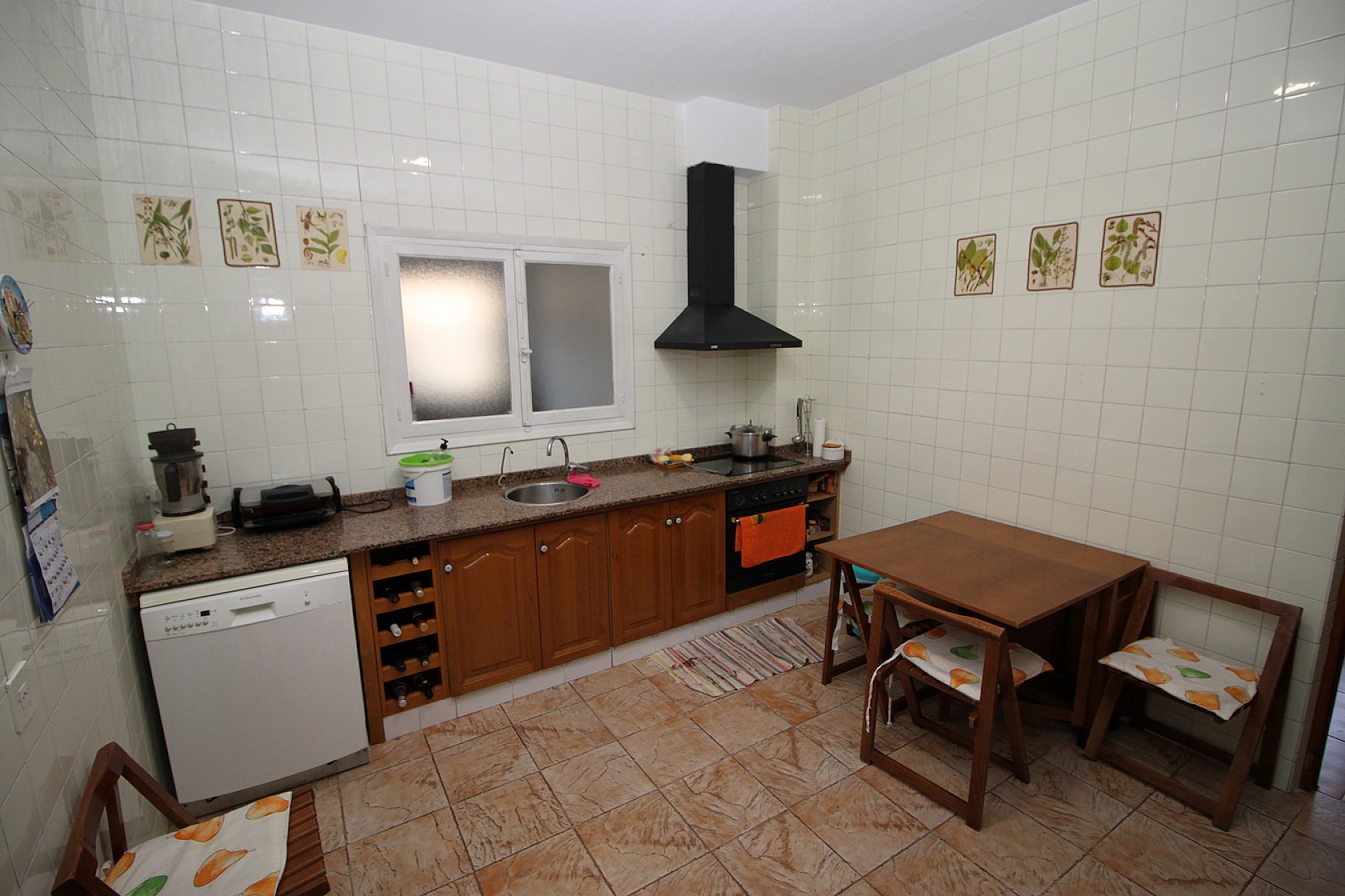 Resale - 4 Bedroom 3 Bathroom Townhouse in Monóvar -  - Alicante
