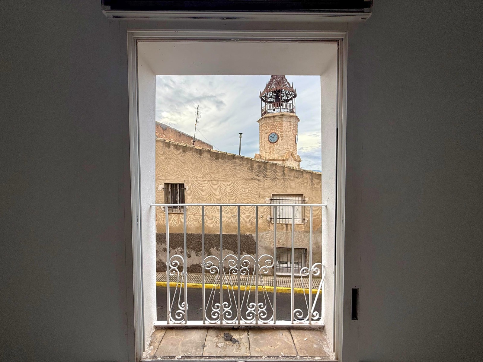 Resale - 3 Bedroom 1 Bathroom Townhouse in Pinoso -  - Alicante