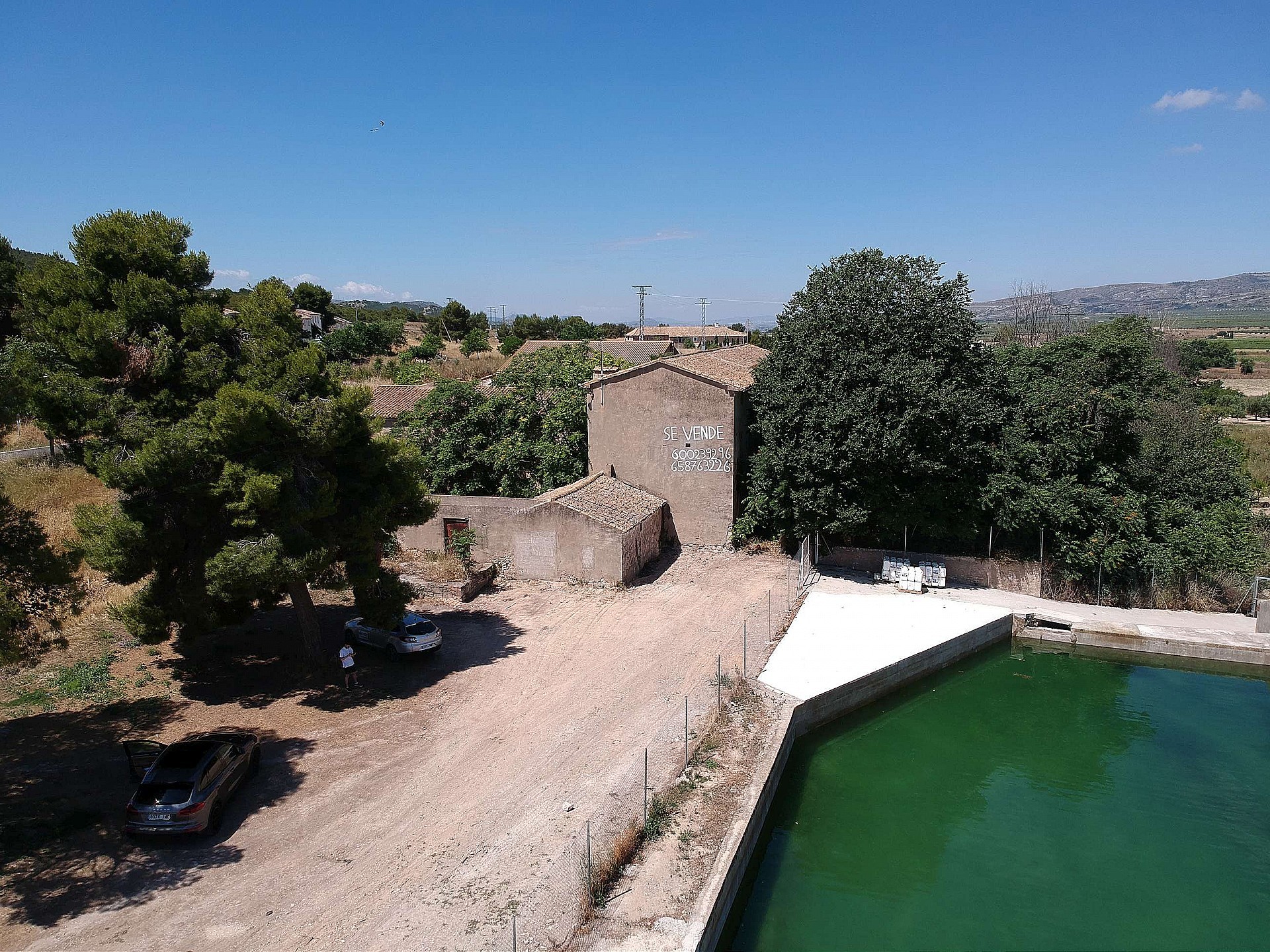 Resale - Country house in Beneixama -  - Alicante