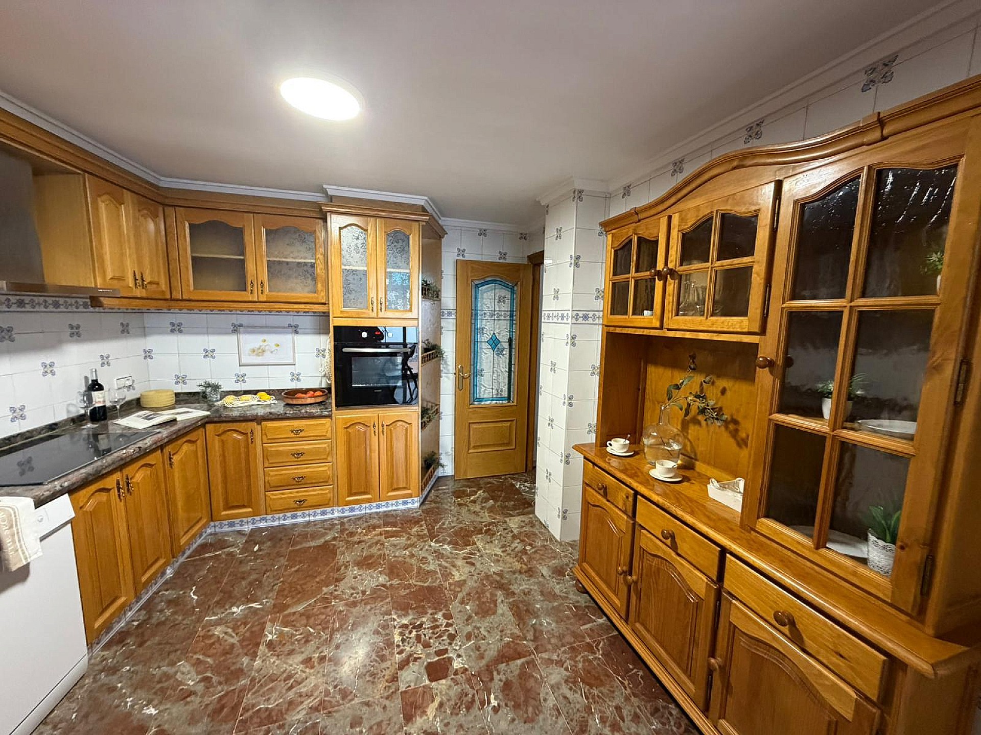Resale - 4 Bedroom 4 Bathroom Townhouse in Sax - , Sax, Alicante, Spain - Alicante