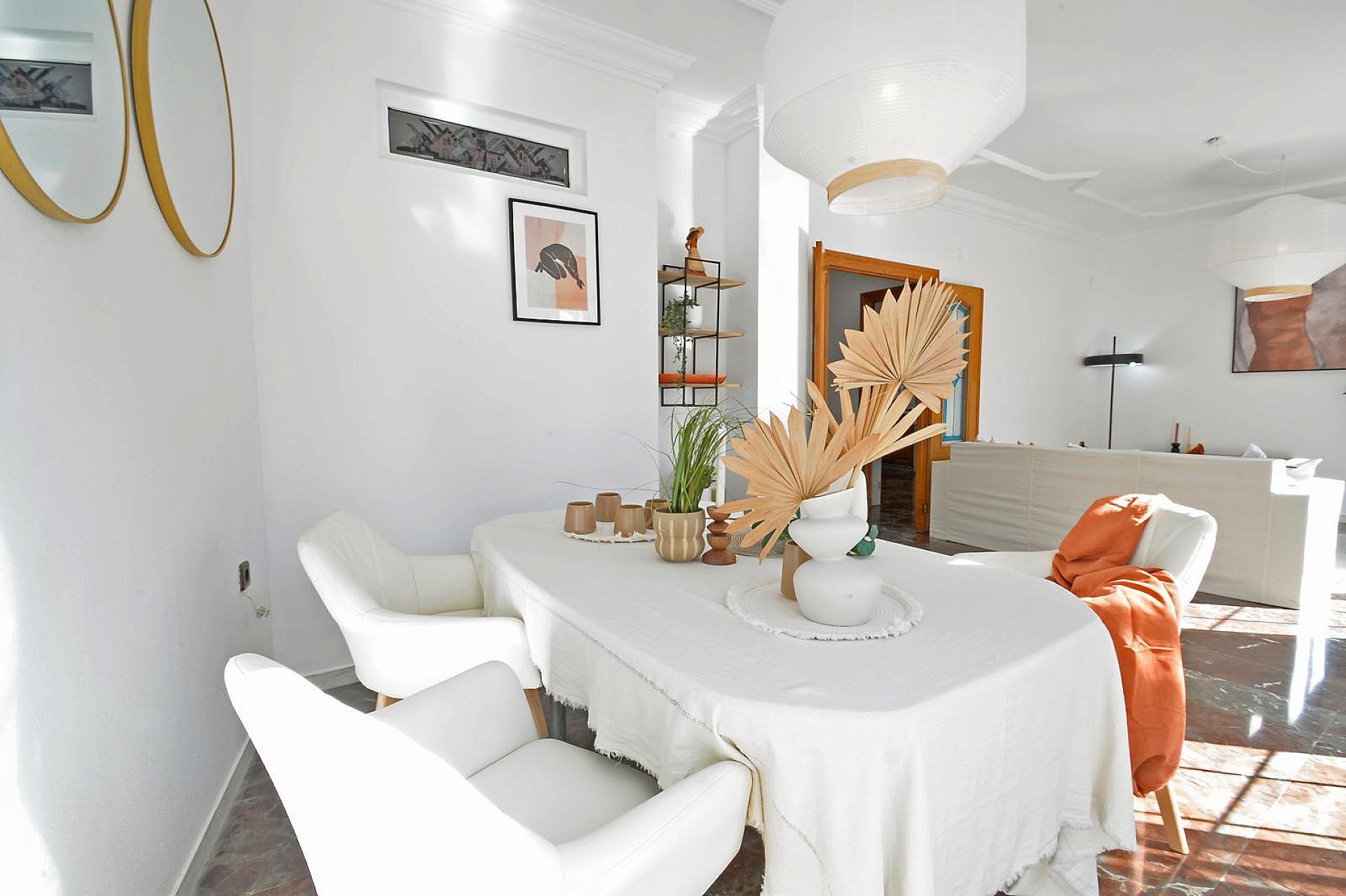 Resale - 4 Bedroom 4 Bathroom Townhouse in Sax - , Sax, Alicante, Spain - Alicante