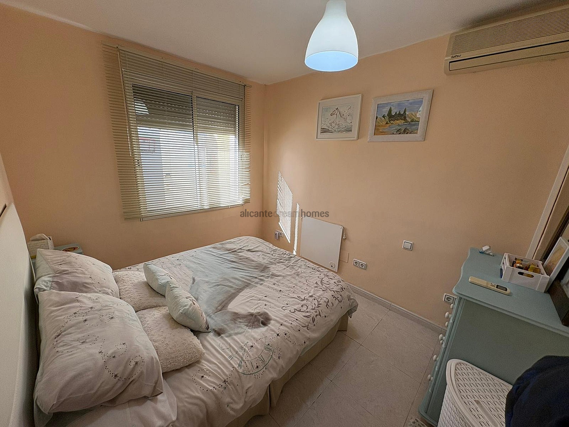 Resale - 3 Bedroom 2 Bathroom Townhouse in Casas del Señor -  - Alicante