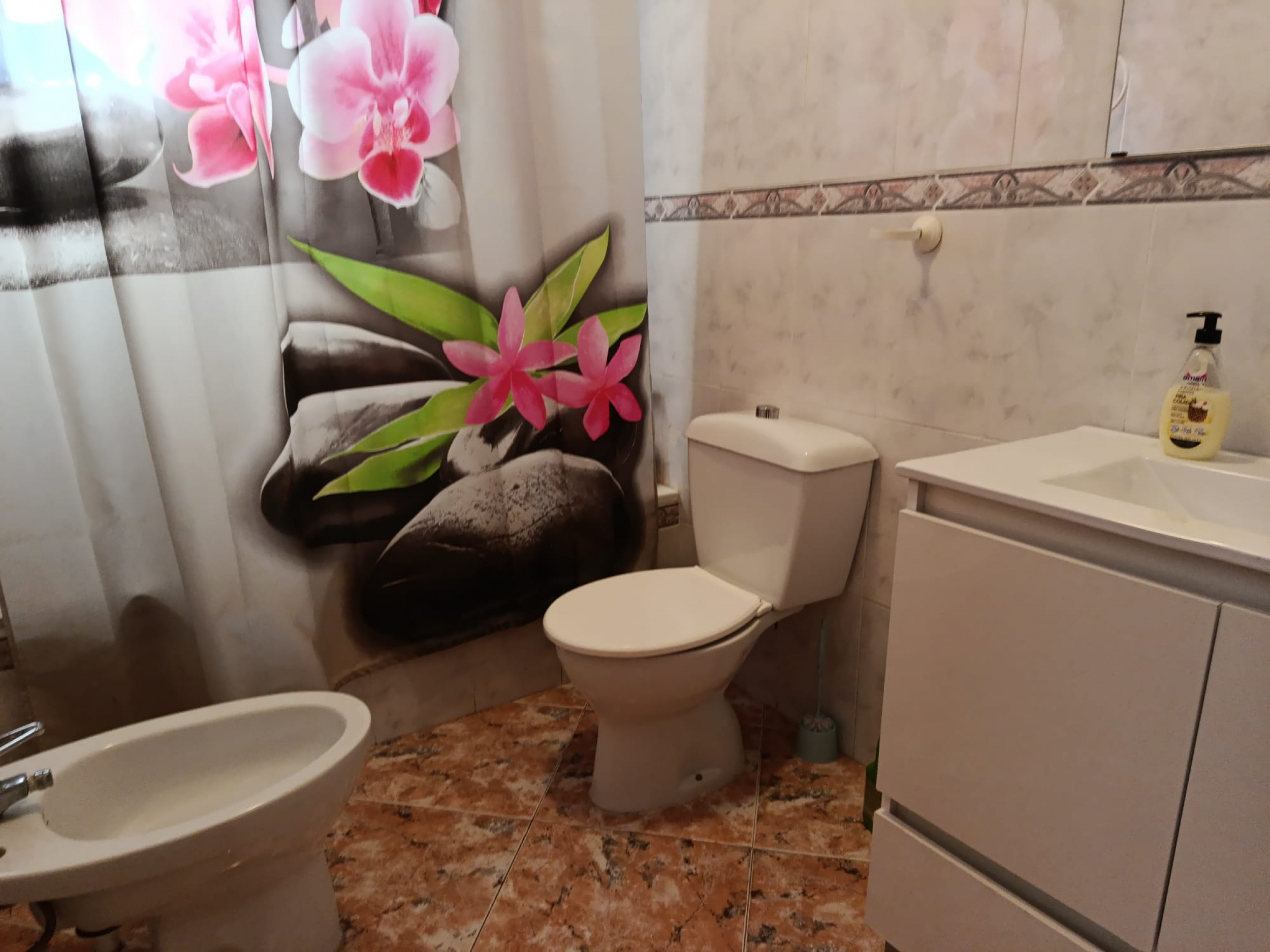 Resale - 5 Bedroom 2 Bathroom Villa in Elche -  - Alicante