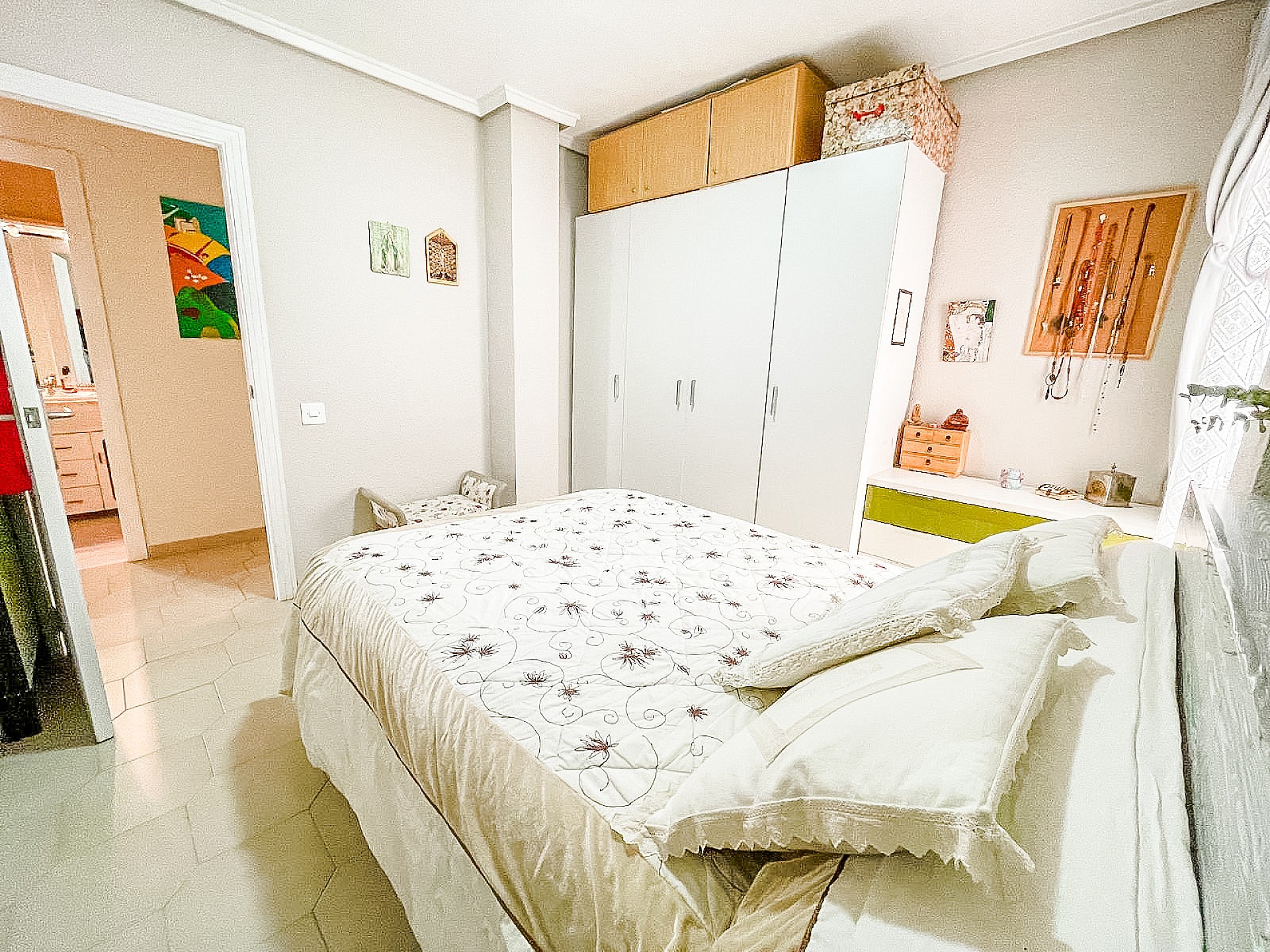 Resale - 3 Bedroom 2 Bathroom Apartment in Elda -  - Alicante