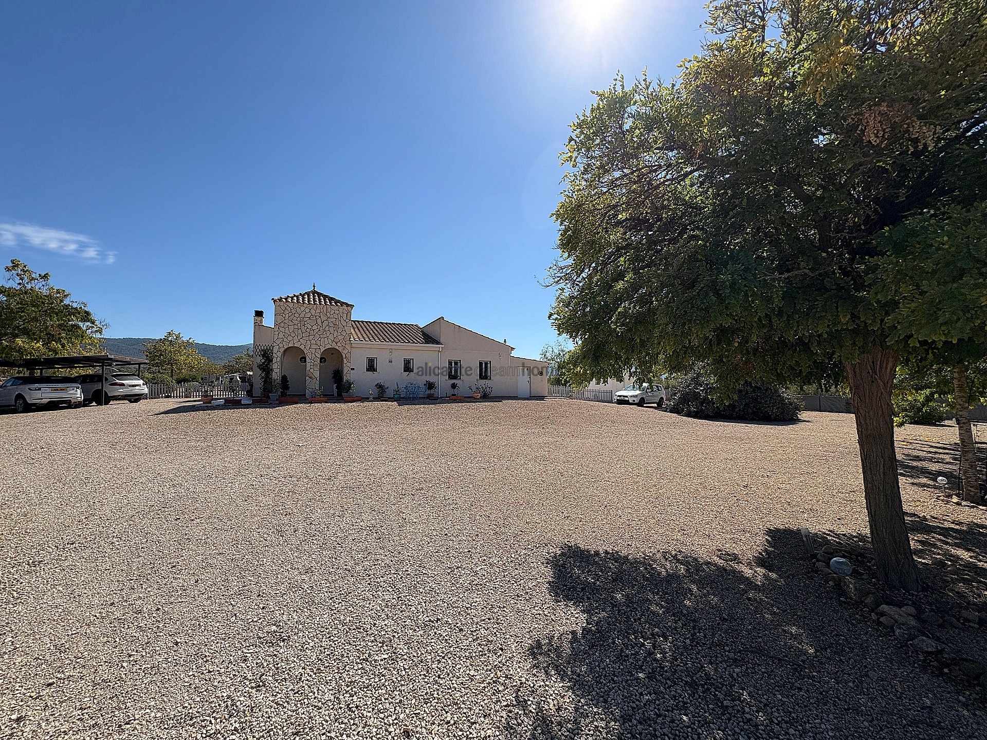 Sold - 3 Bedroom 2 Bathroom Villa in Biar -  - Alicante