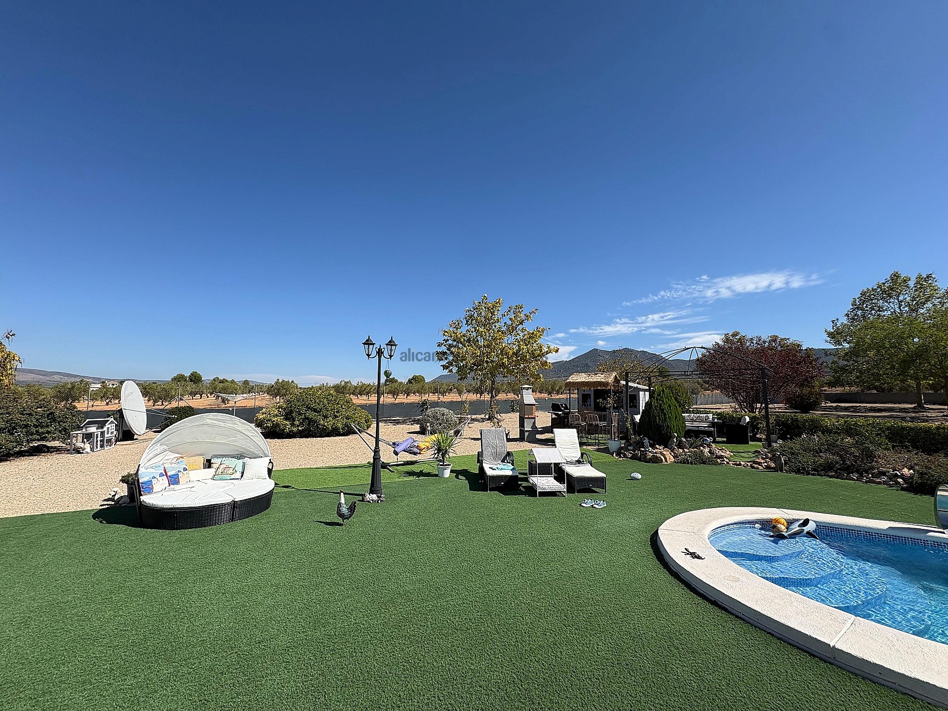 Sold - 3 Bedroom 2 Bathroom Villa in Biar -  - Alicante