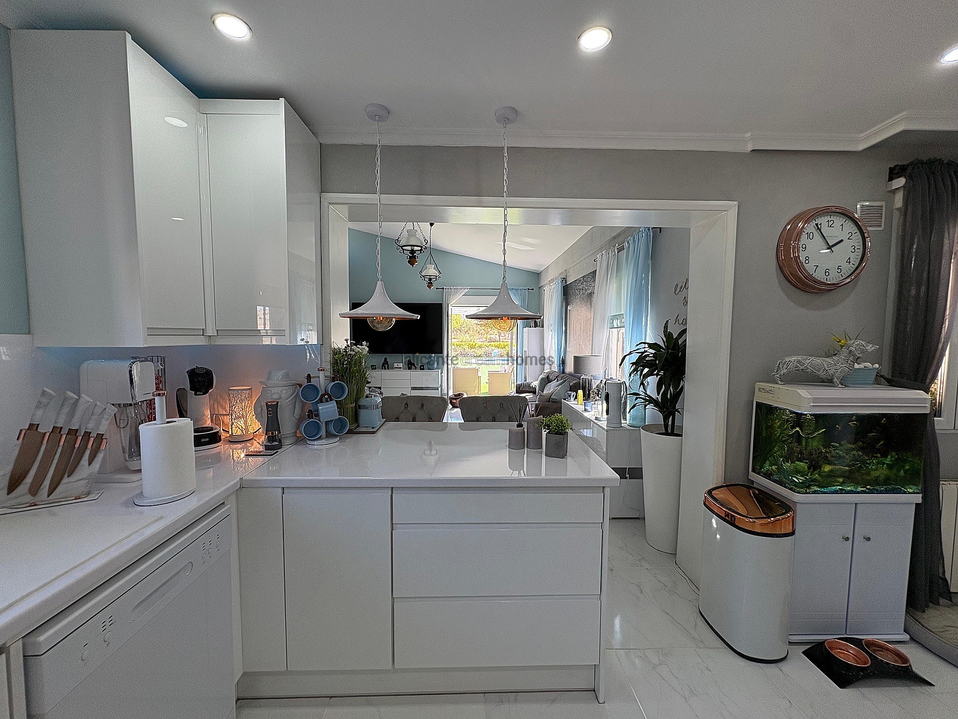 Sold - 3 Bedroom 2 Bathroom Villa in Biar -  - Alicante