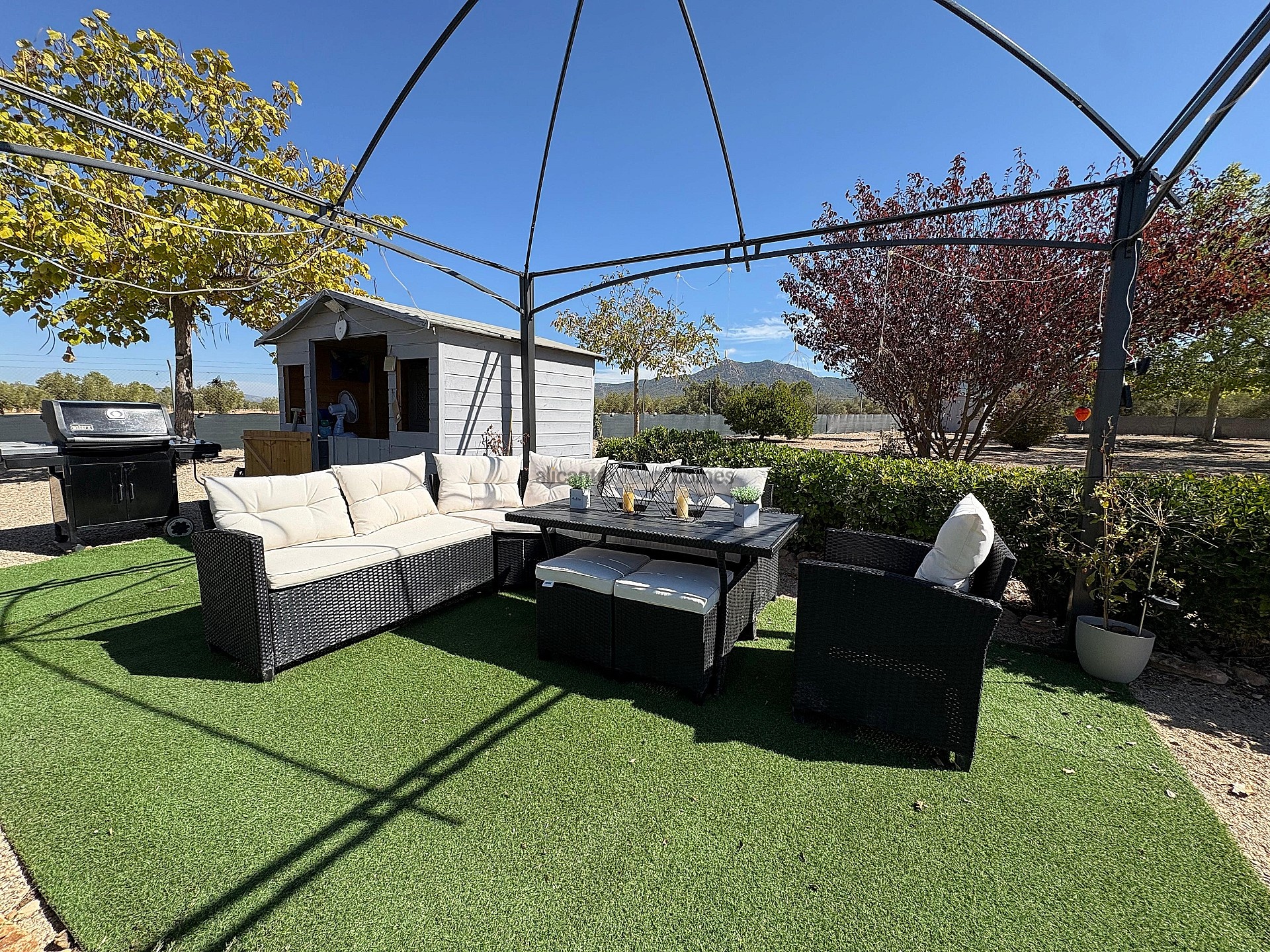 Sold - 3 Bedroom 2 Bathroom Villa in Biar -  - Alicante