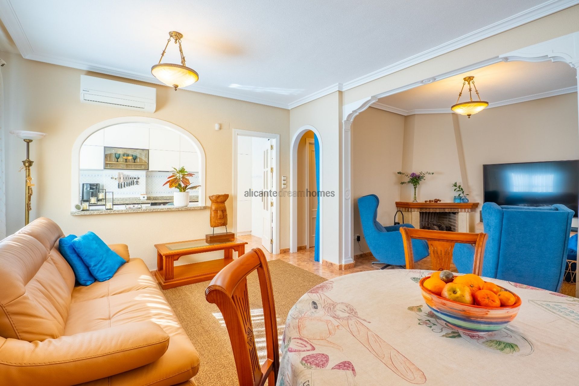 Resale - 2 Bedroom 2 Bathroom Duplex in Orihuela Costa -  - Alicante