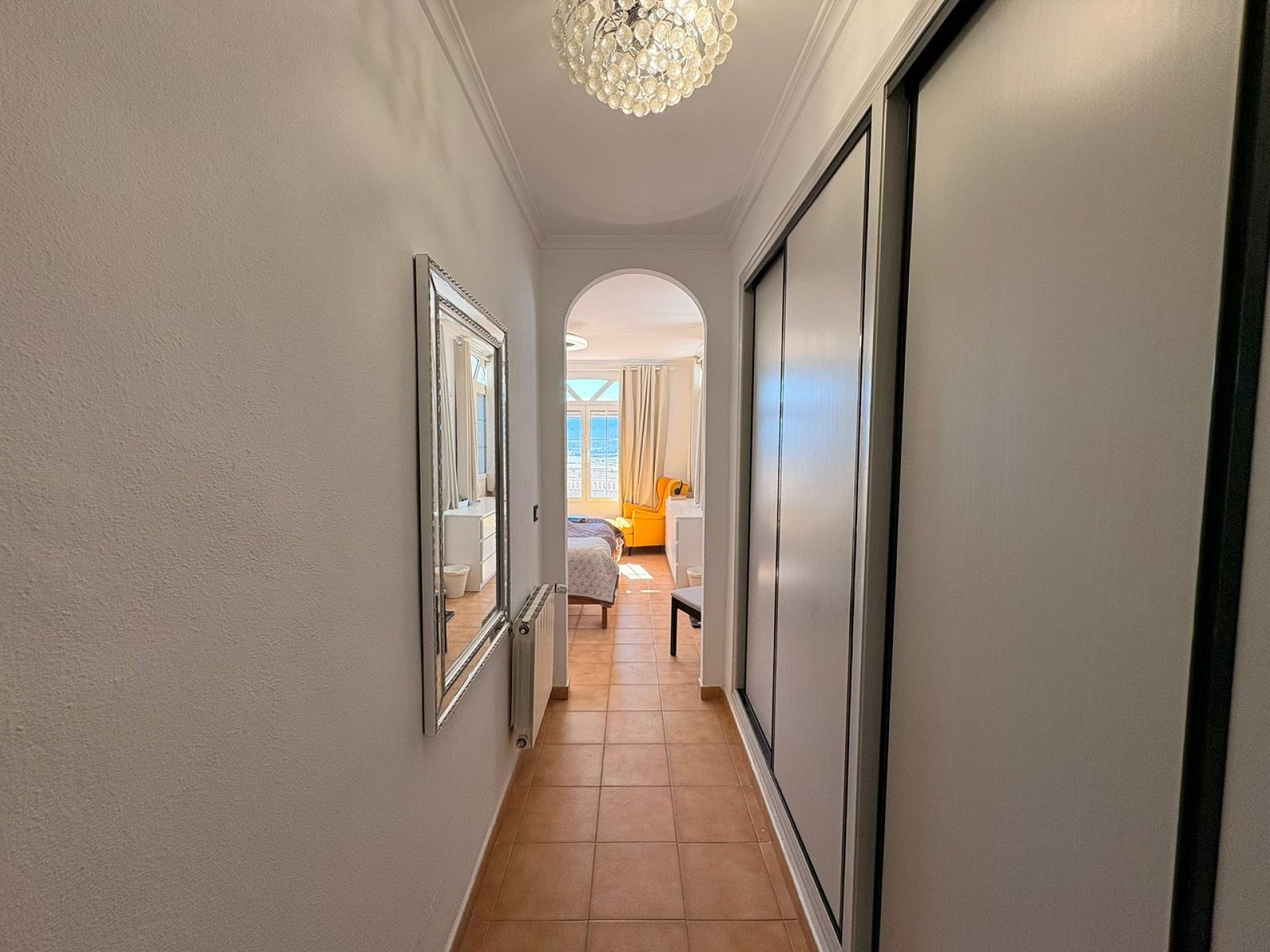 Resale - 4 Bedroom 4 Bathroom Villa in Monóvar -  - Alicante