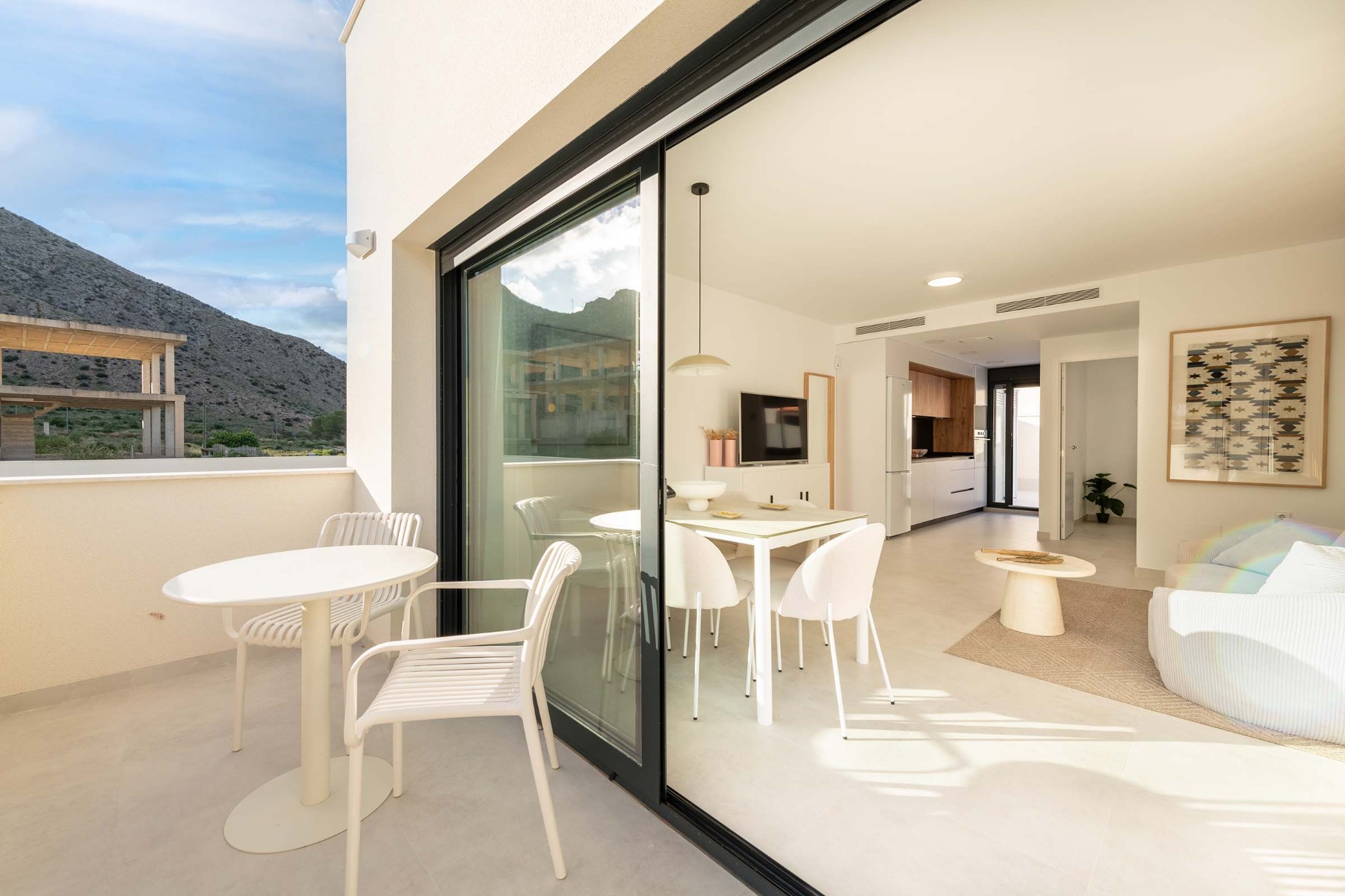 Resale - 3 Bedroom 2 Bathroom Townhouse in Cox -  - Alicante