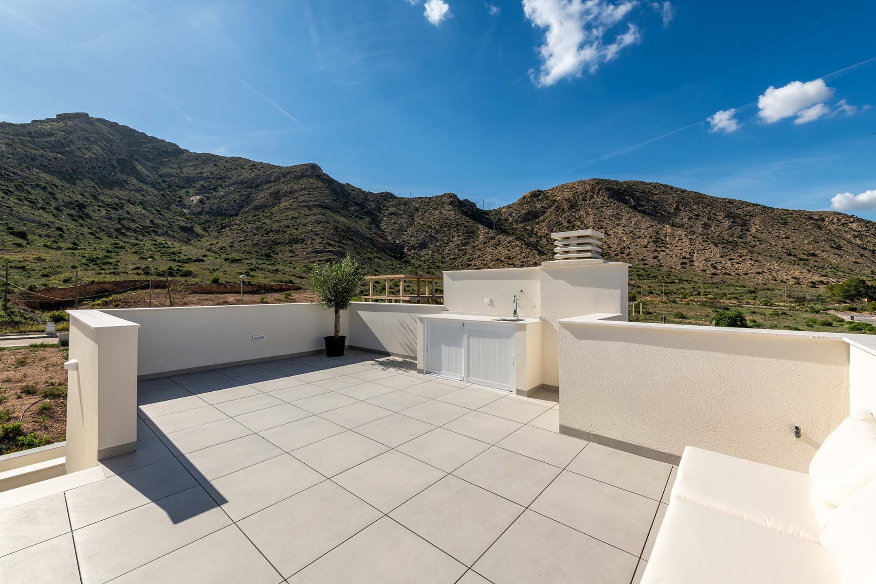 Resale - 3 Bedroom 2 Bathroom Townhouse in Cox -  - Alicante