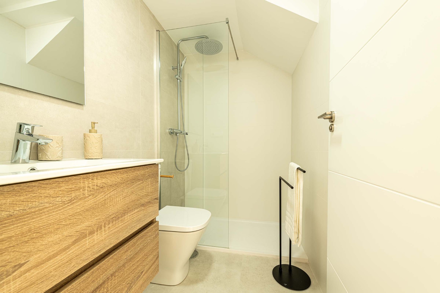 Resale - 3 Bedroom 2 Bathroom Townhouse in Cox -  - Alicante