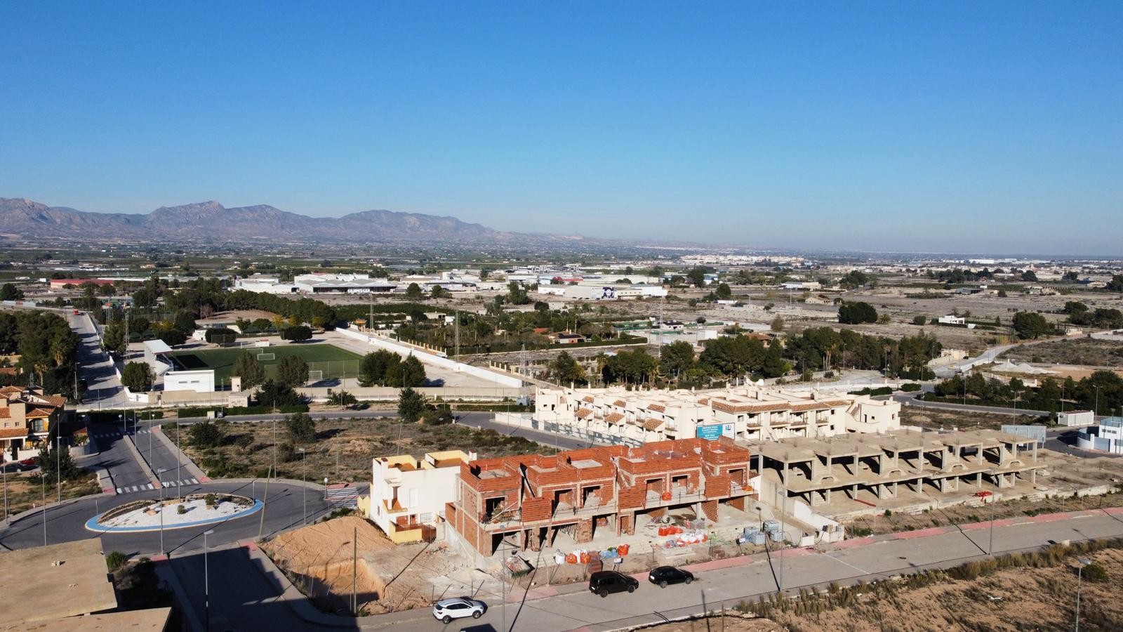Resale - 3 Bedroom 2 Bathroom Townhouse in Cox -  - Alicante
