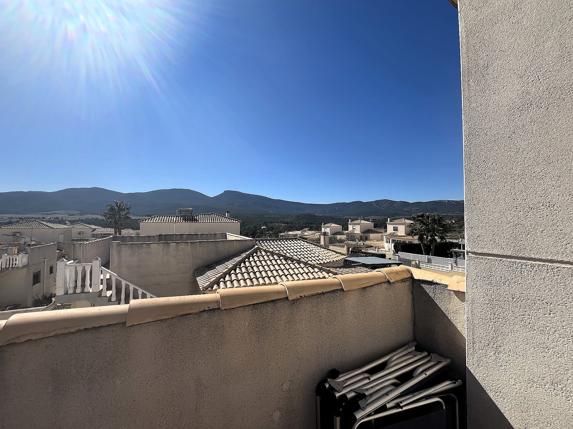 Resale - 4 Bedroom 3 Bathroom Villa in Castalla -  - Alicante