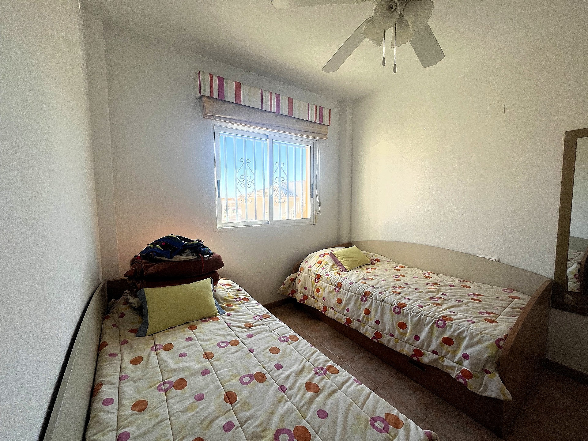 Resale - 4 Bedroom 3 Bathroom Villa in Castalla -  - Alicante