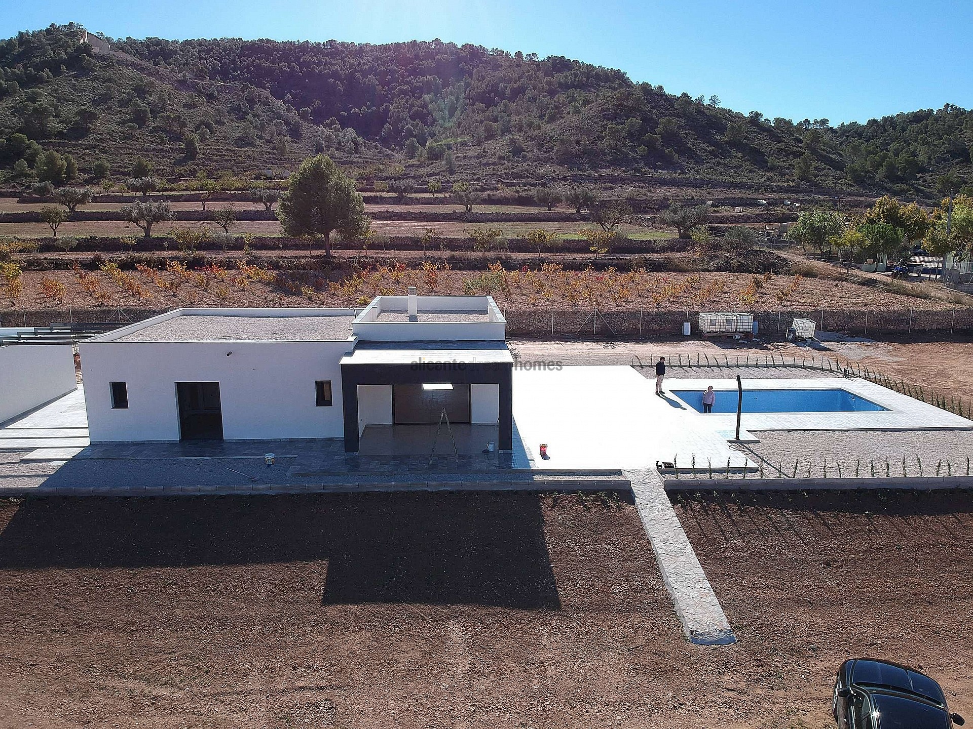 Resale - 3 Bedroom 3 Bathroom Villa in Pinoso -  - Alicante