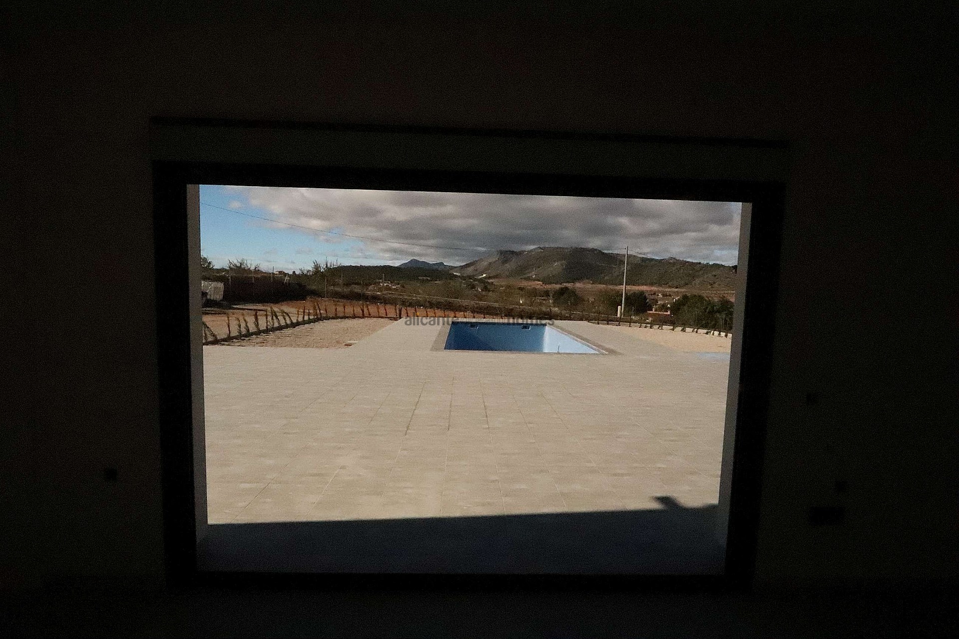 Resale - 3 Bedroom 3 Bathroom Villa in Pinoso -  - Alicante