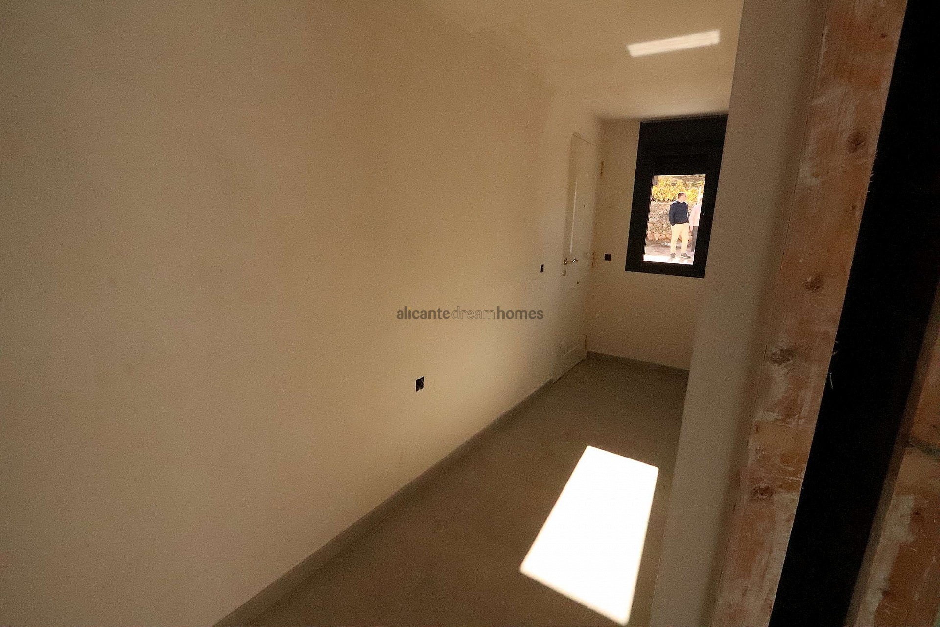 Resale - 3 Bedroom 3 Bathroom Villa in Pinoso -  - Alicante