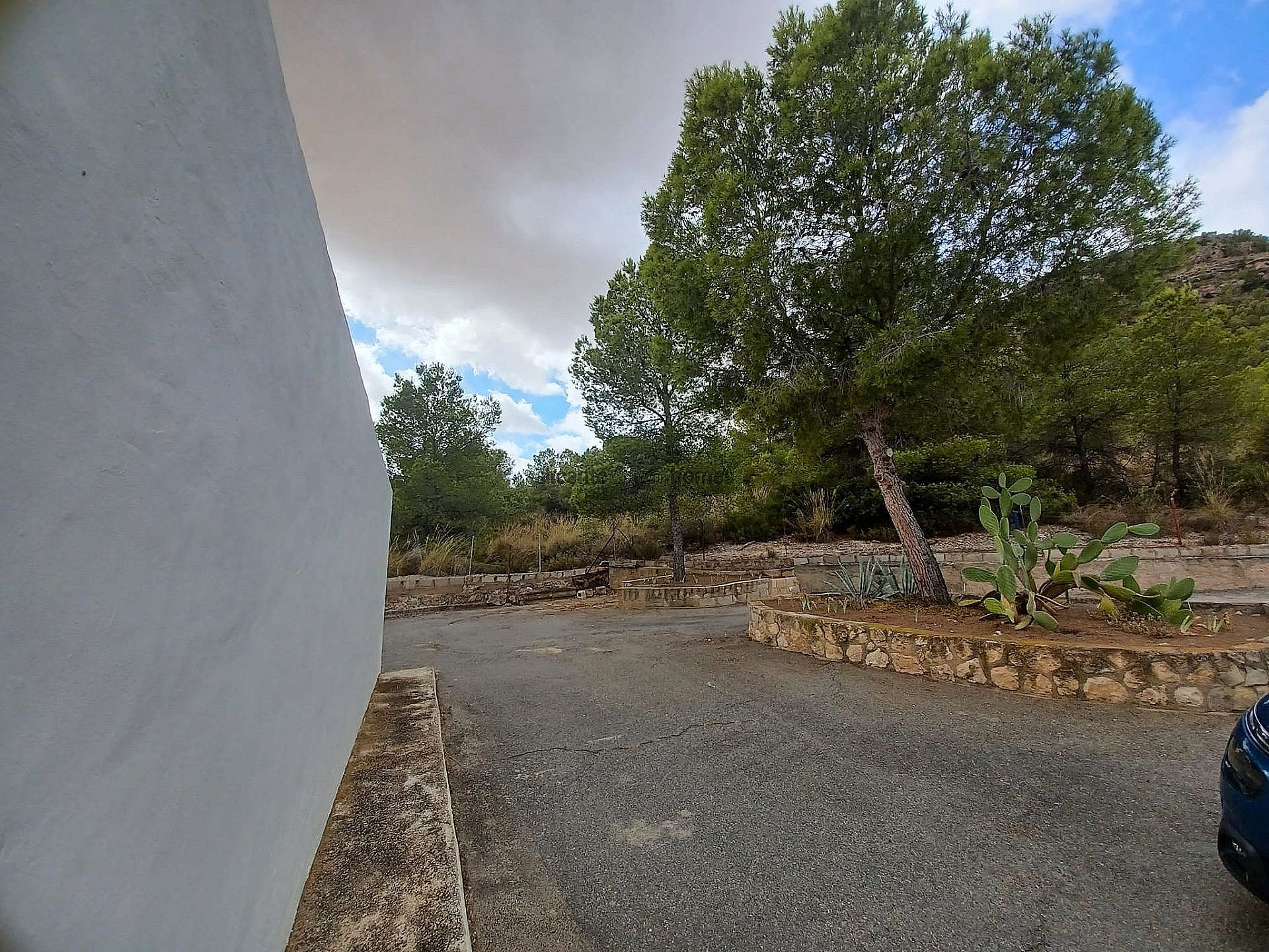 Resale - 3 Bedroom 1 Bathroom Country house in Yecla -  - Murcia