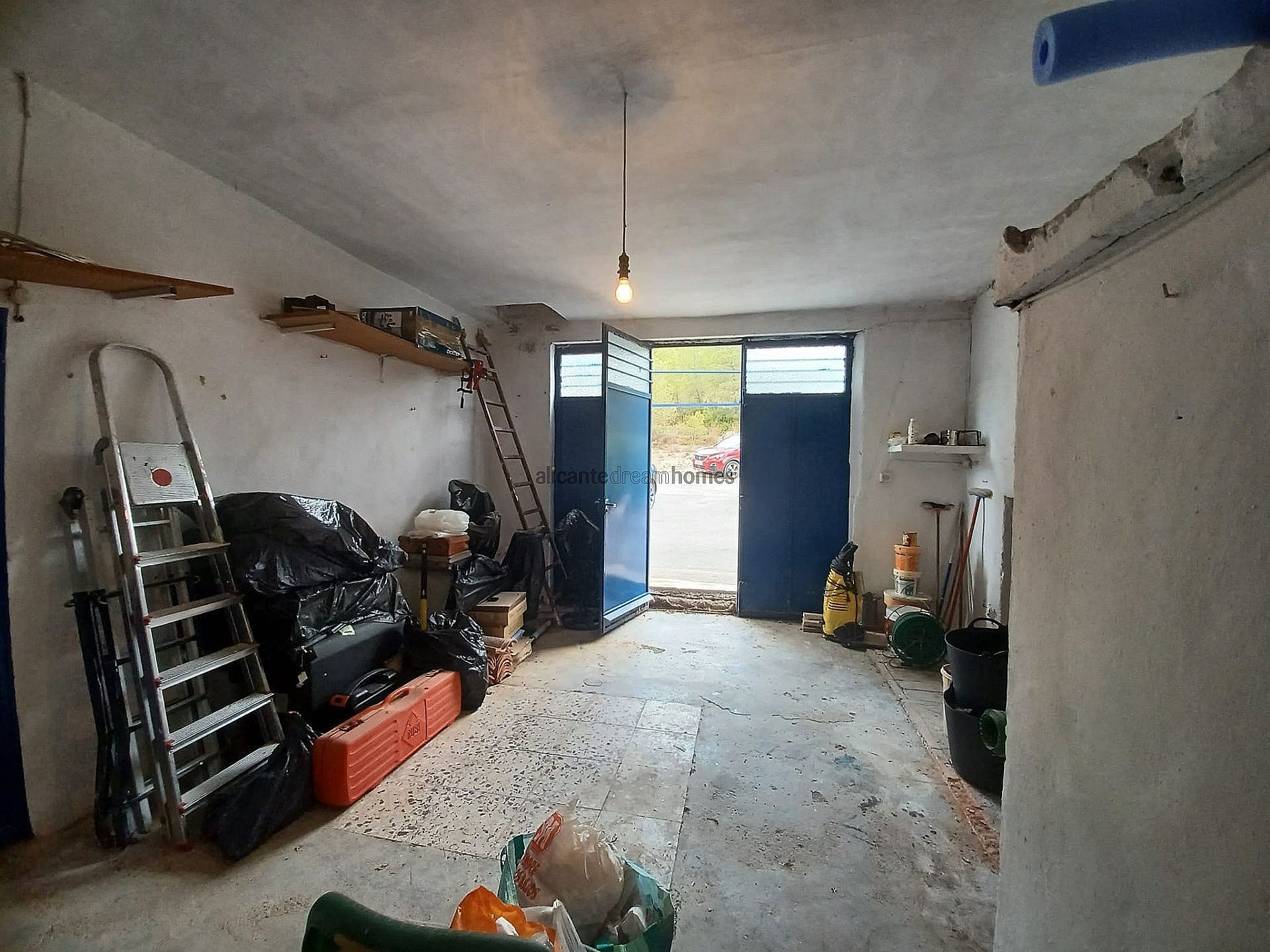 Resale - 3 Bedroom 1 Bathroom Country house in Yecla -  - Murcia