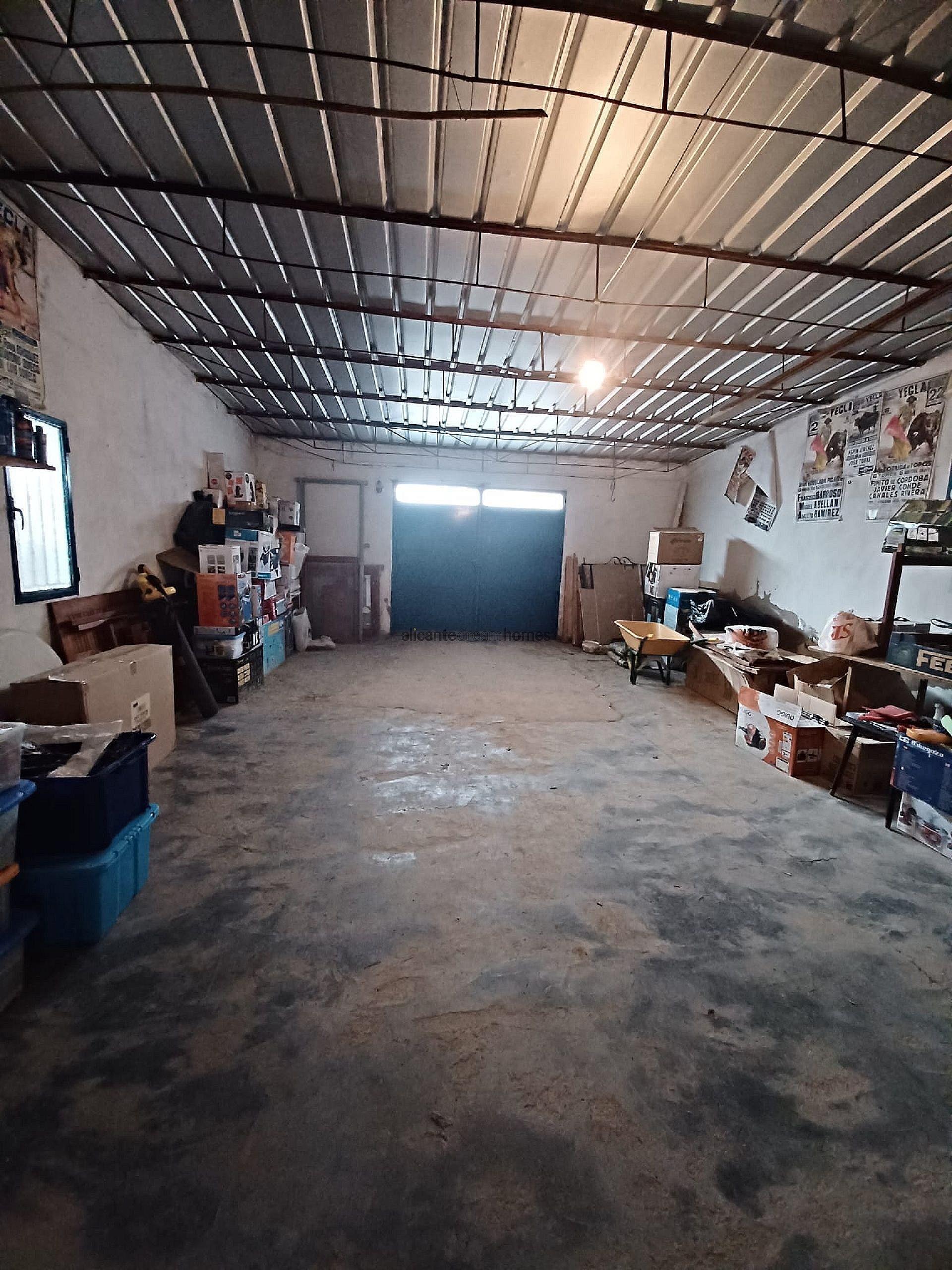 Resale - 3 Bedroom 1 Bathroom Country house in Yecla -  - Murcia