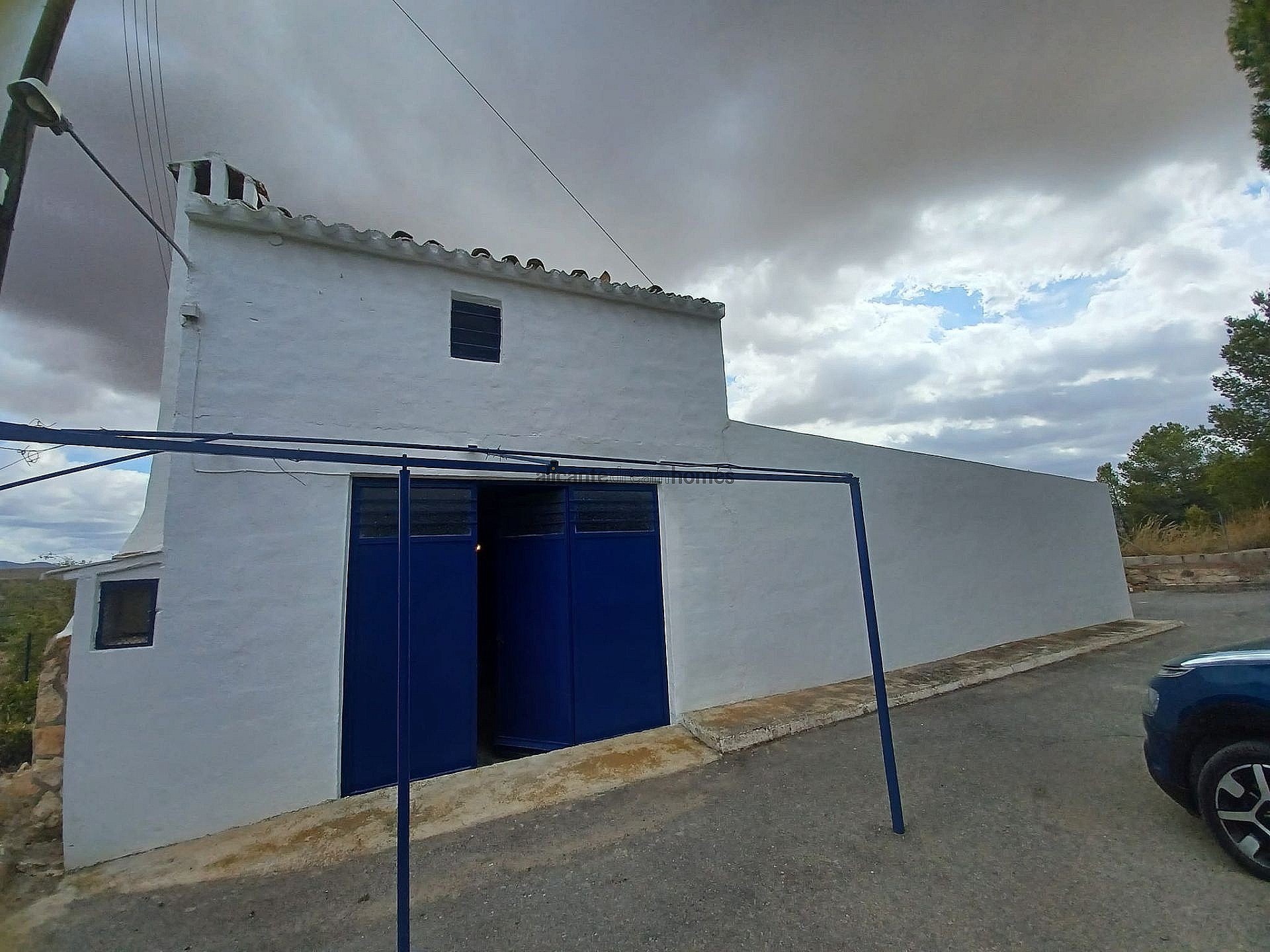 Resale - 3 Bedroom 1 Bathroom Country house in Yecla -  - Murcia