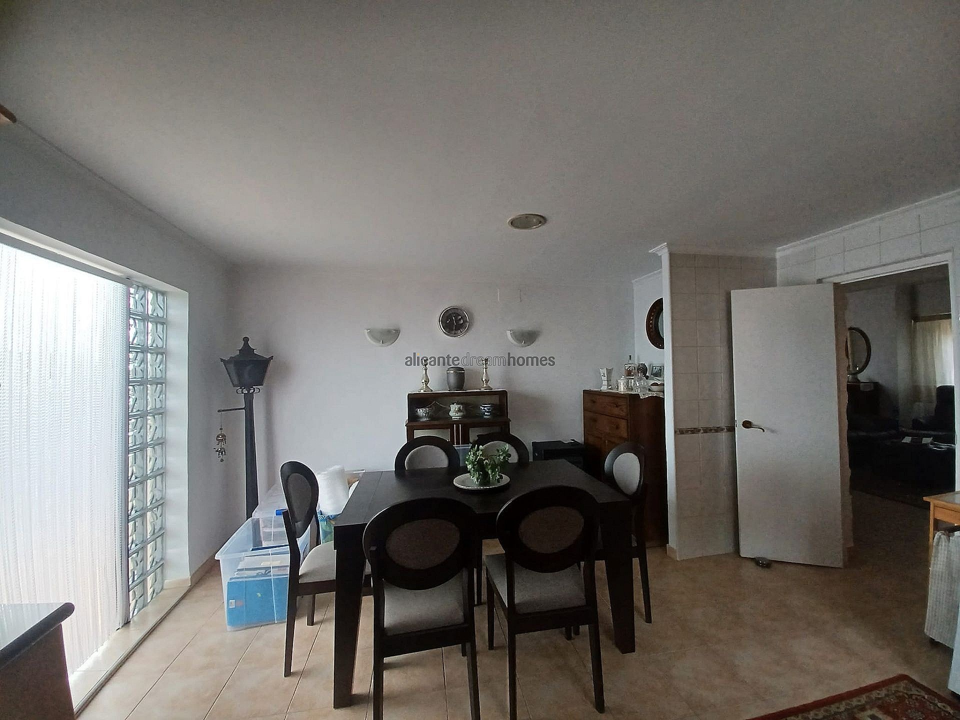 Resale - 3 Bedroom 1 Bathroom Country house in Yecla -  - Murcia