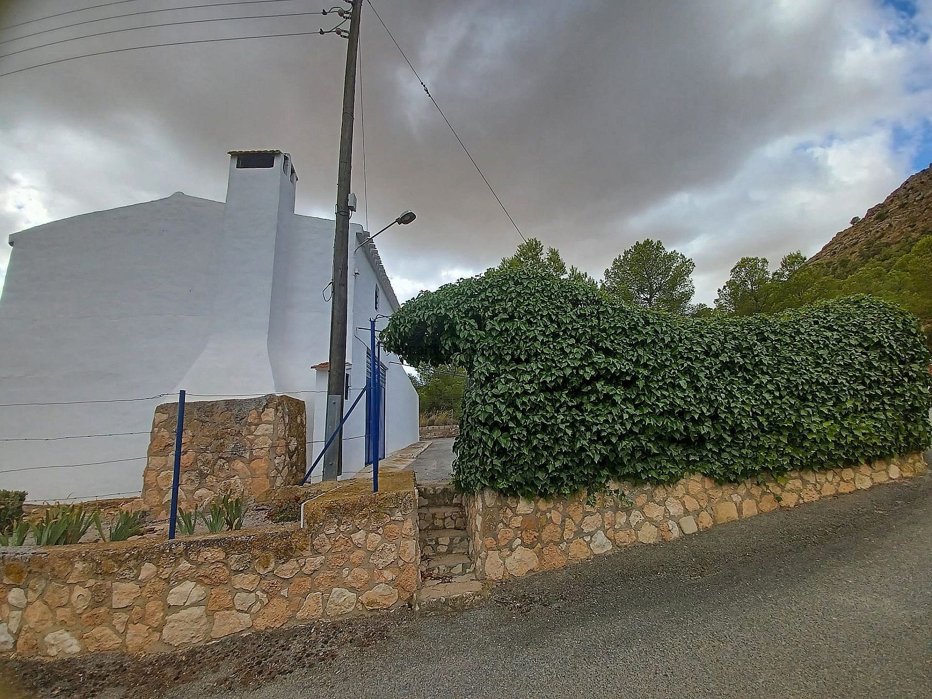 Resale - 3 Bedroom 1 Bathroom Country house in Yecla -  - Murcia