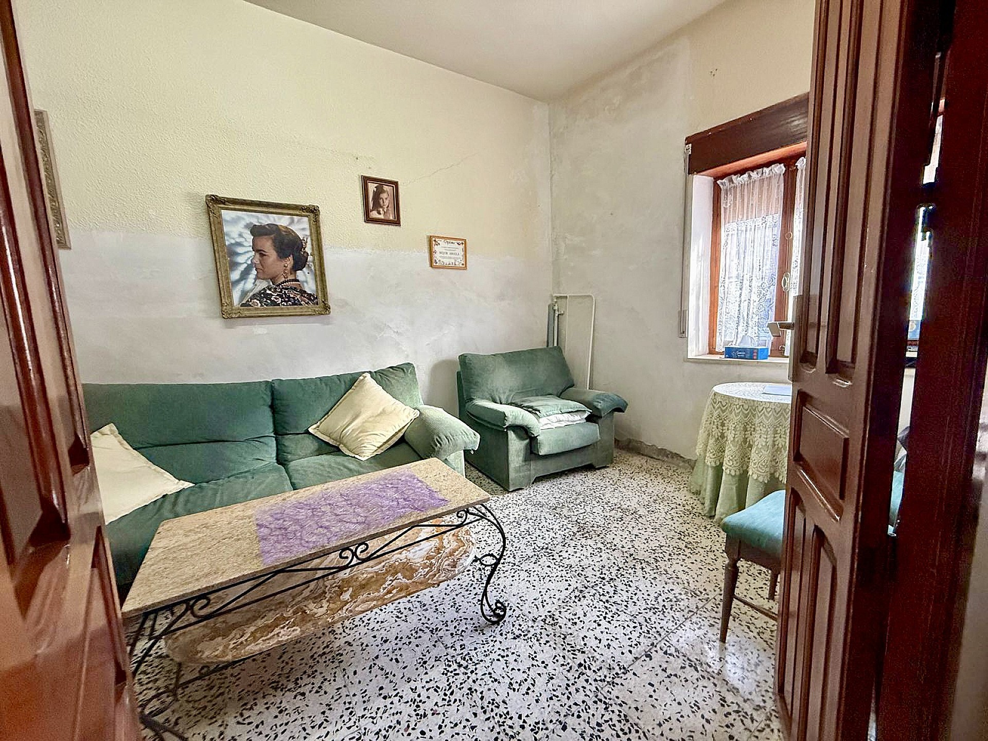 Resale - 5 Bedroom 1 Bathroom Townhouse in Pinoso - , Pinoso, Alicante, Spain - Alicante