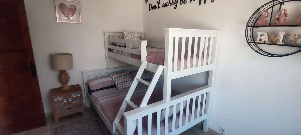 Resale - 4 Bedroom 3 Bathroom Villa in Sax - , Sax, Alicante, Spain - Alicante