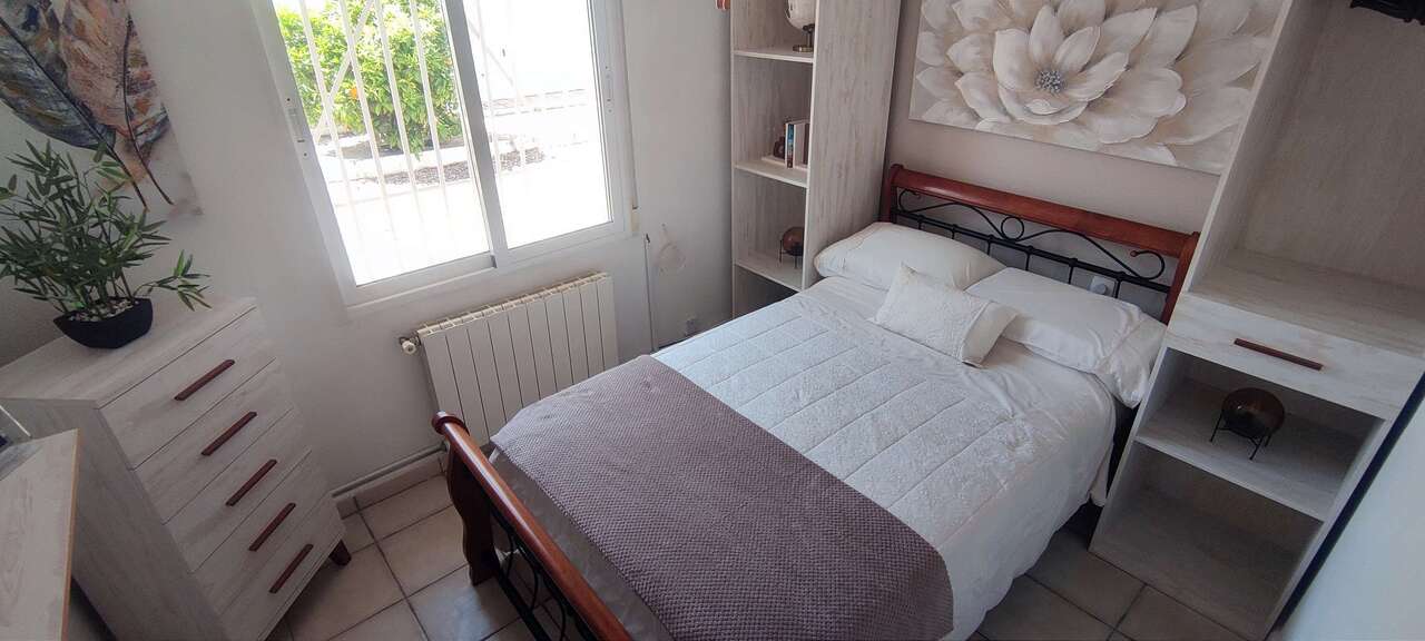 Resale - 4 Bedroom 3 Bathroom Villa in Sax - , Sax, Alicante, Spain - Alicante