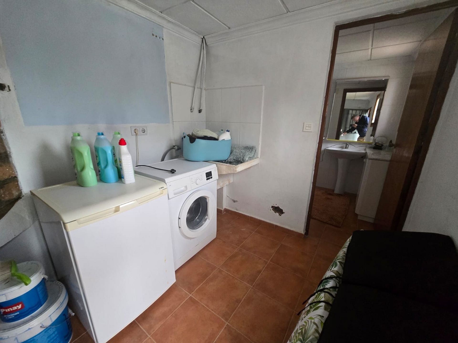 Resale - 4 Bedroom 2 Bathroom Country house in Yecla -  - Murcia